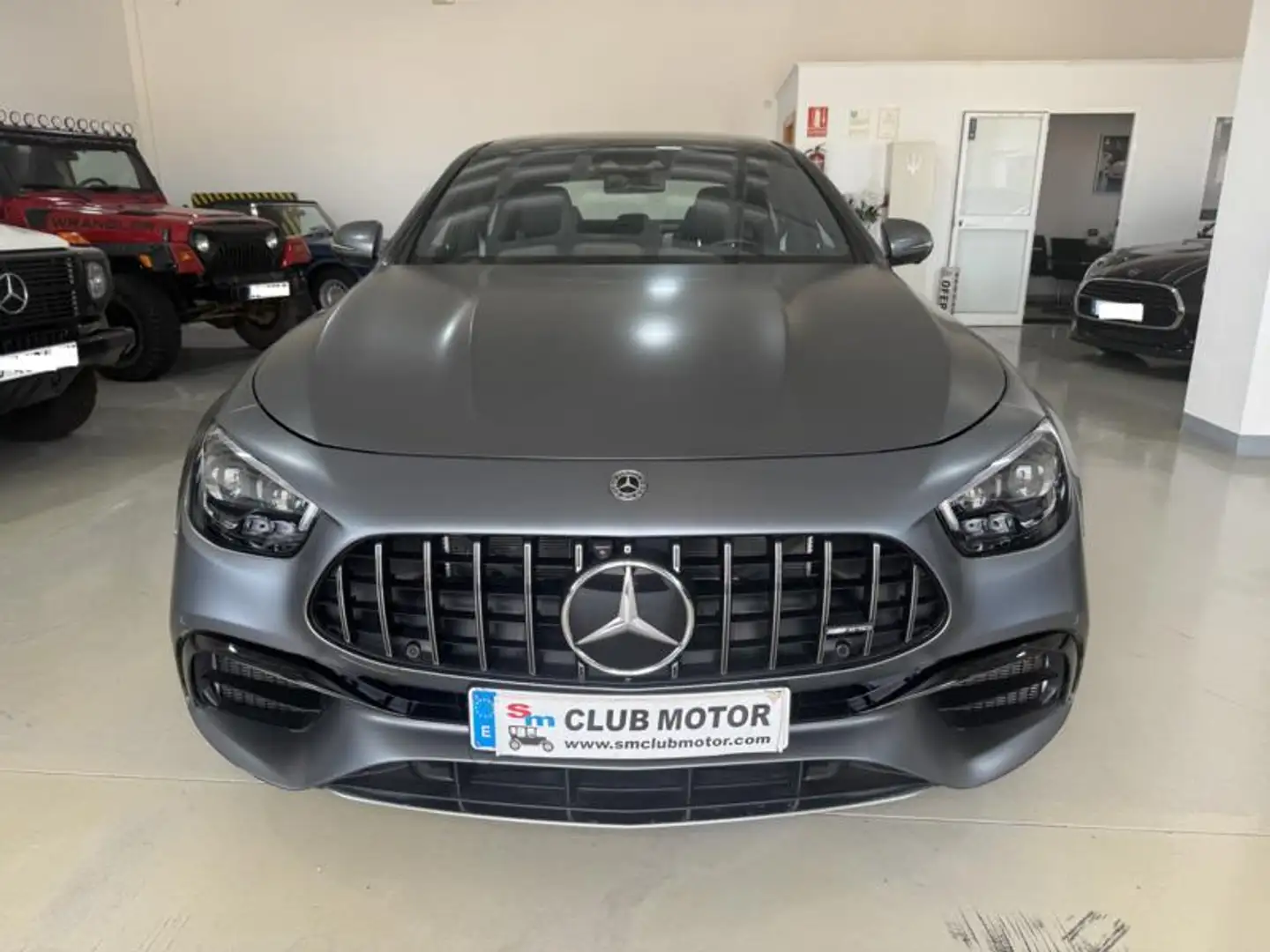 Mercedes-Benz E 63 AMG S 4Matic+ 9G-Tronic - 1