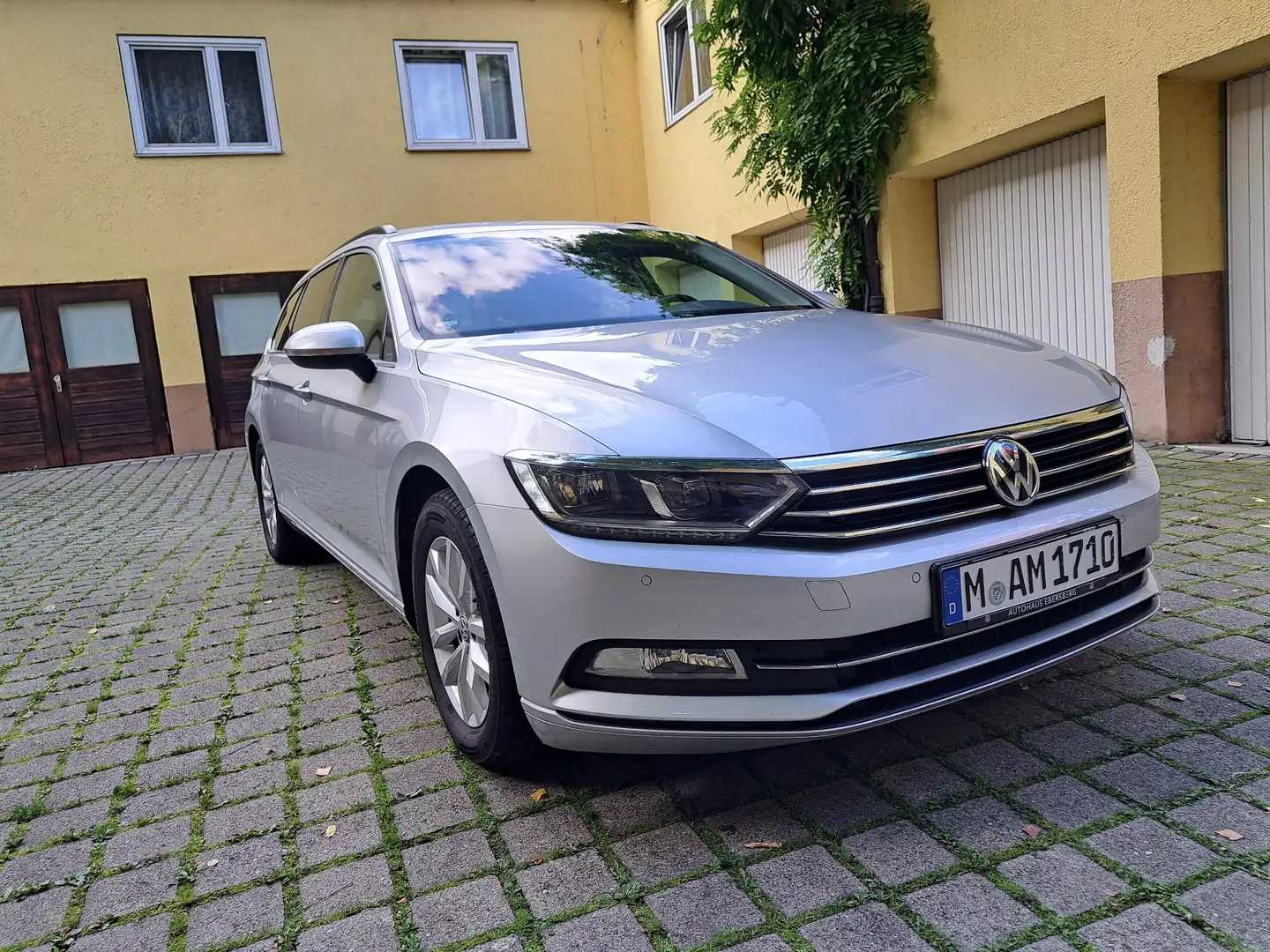 Volkswagen Passat Variant Comfortline BMT/Start-Stopp Grau - 2