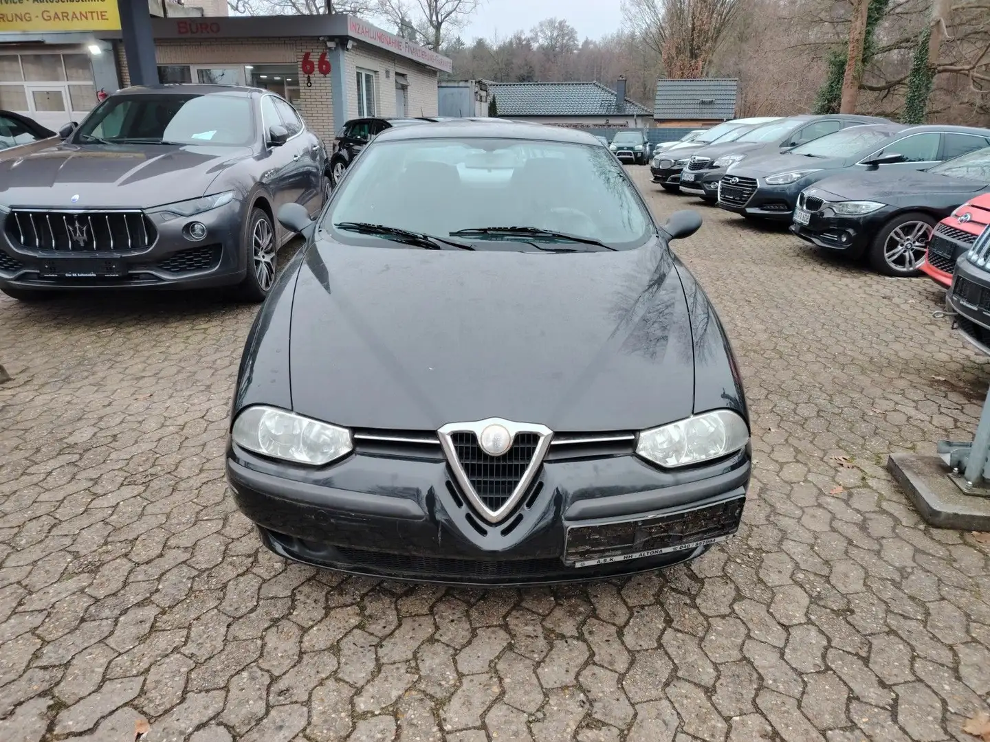 Alfa Romeo 156 1.6 T.Spark Schwarz - 2