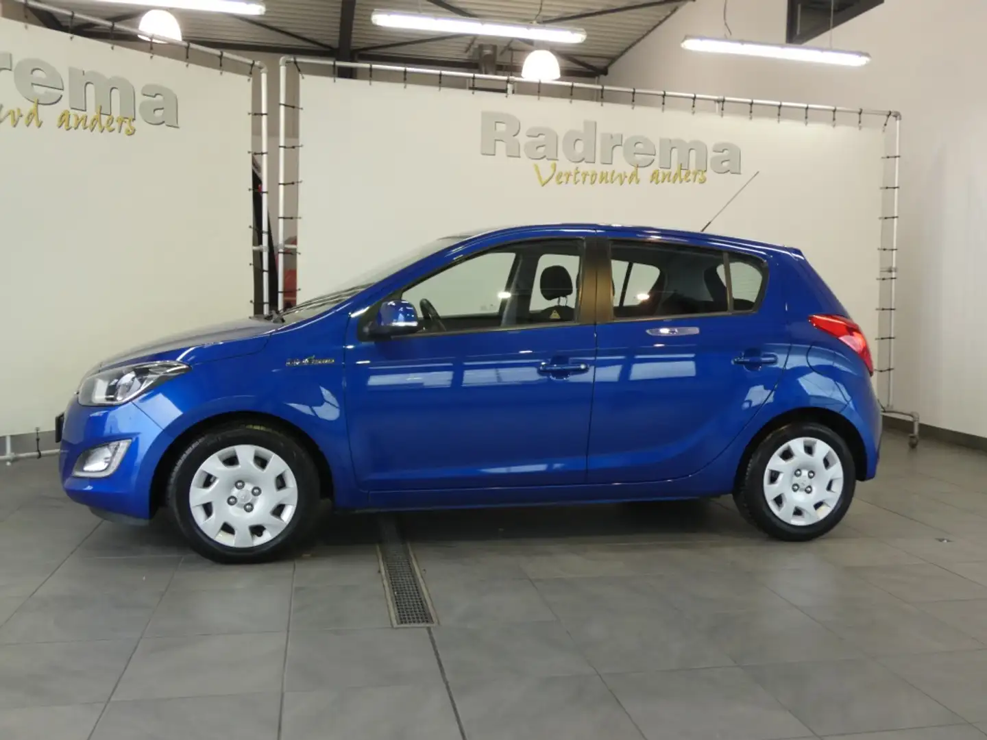 Hyundai i20 1.2i i-Motion Bleu - 2