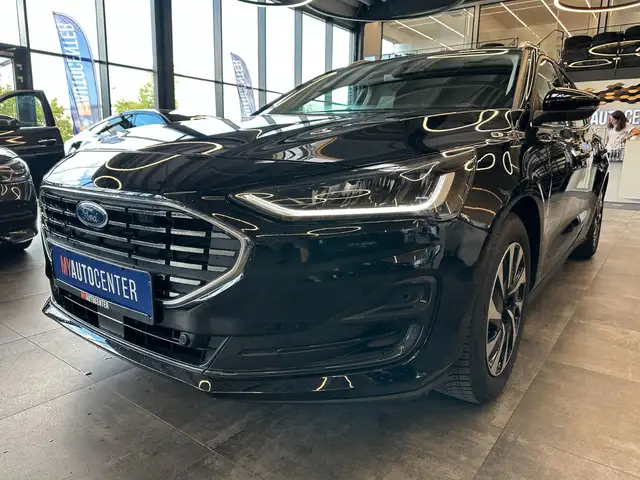 Ford Focus view 4