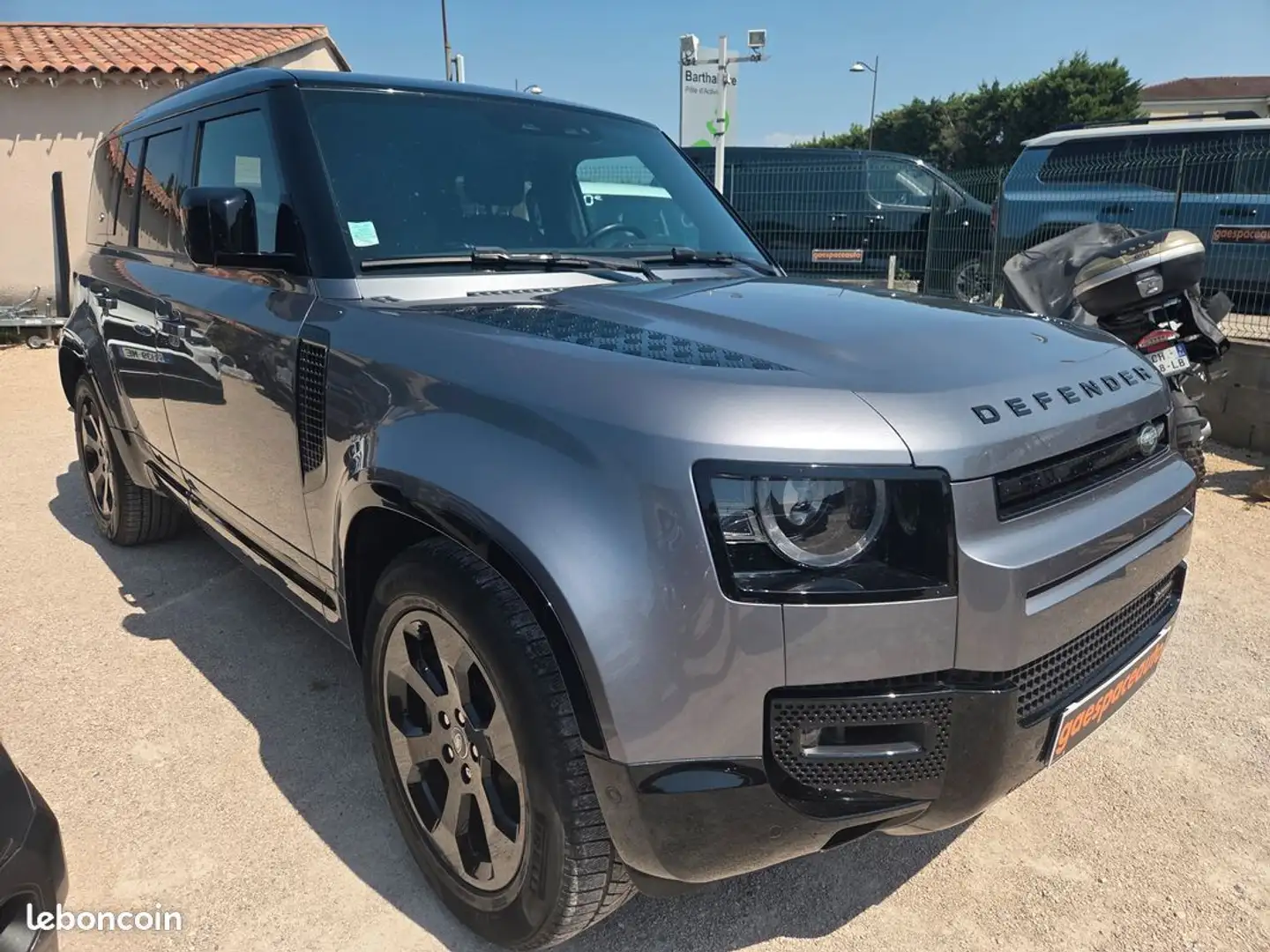 Land Rover Defender P400e X-Dynamic HSE 6 places attelage - 1