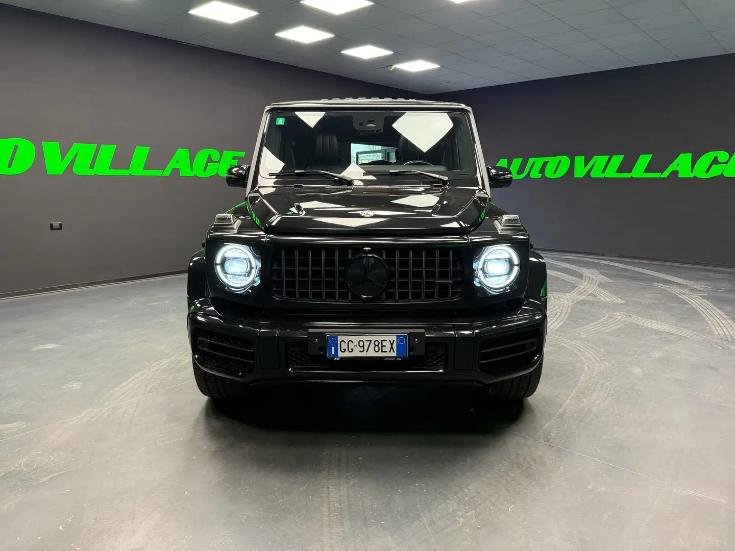 Mercedes-Benz G 63 AMG G 63 AMG Premium Plus 585cv auto Czarny - 2