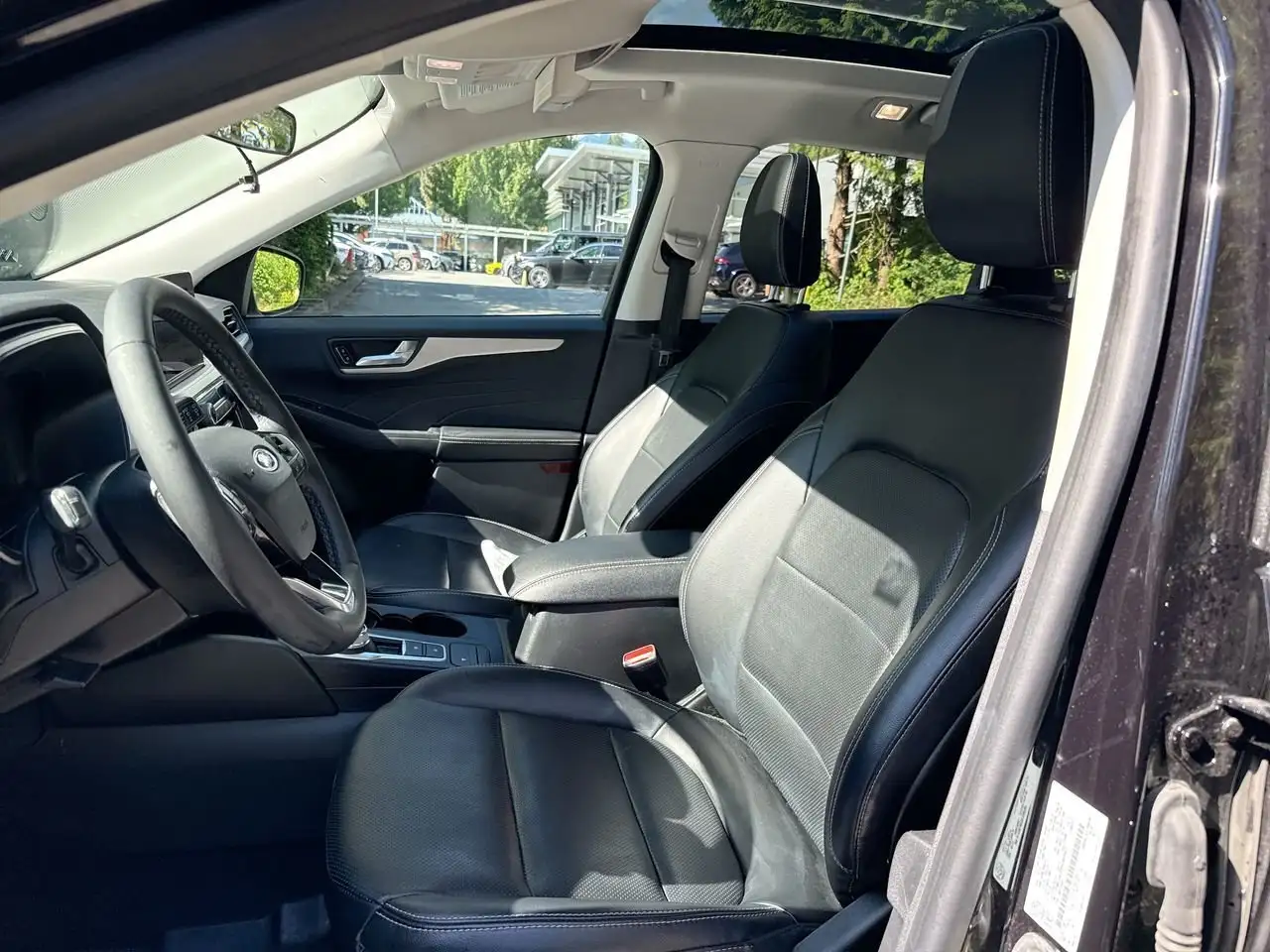 Ford Escape photo Ford Escape