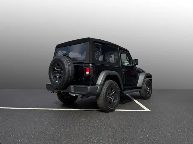 Jeep Wrangler view 5