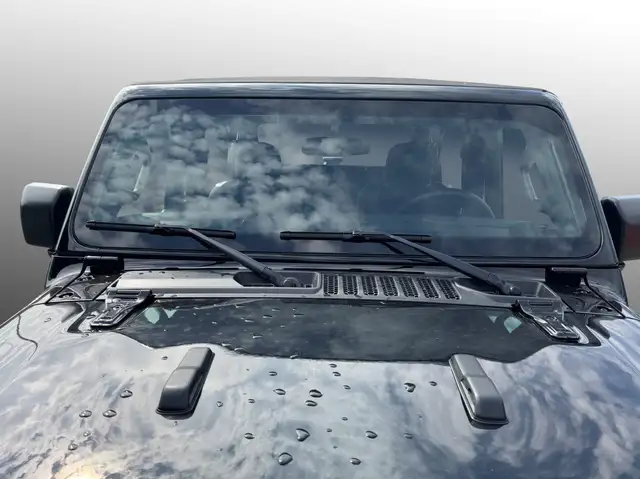 Jeep Wrangler view 13