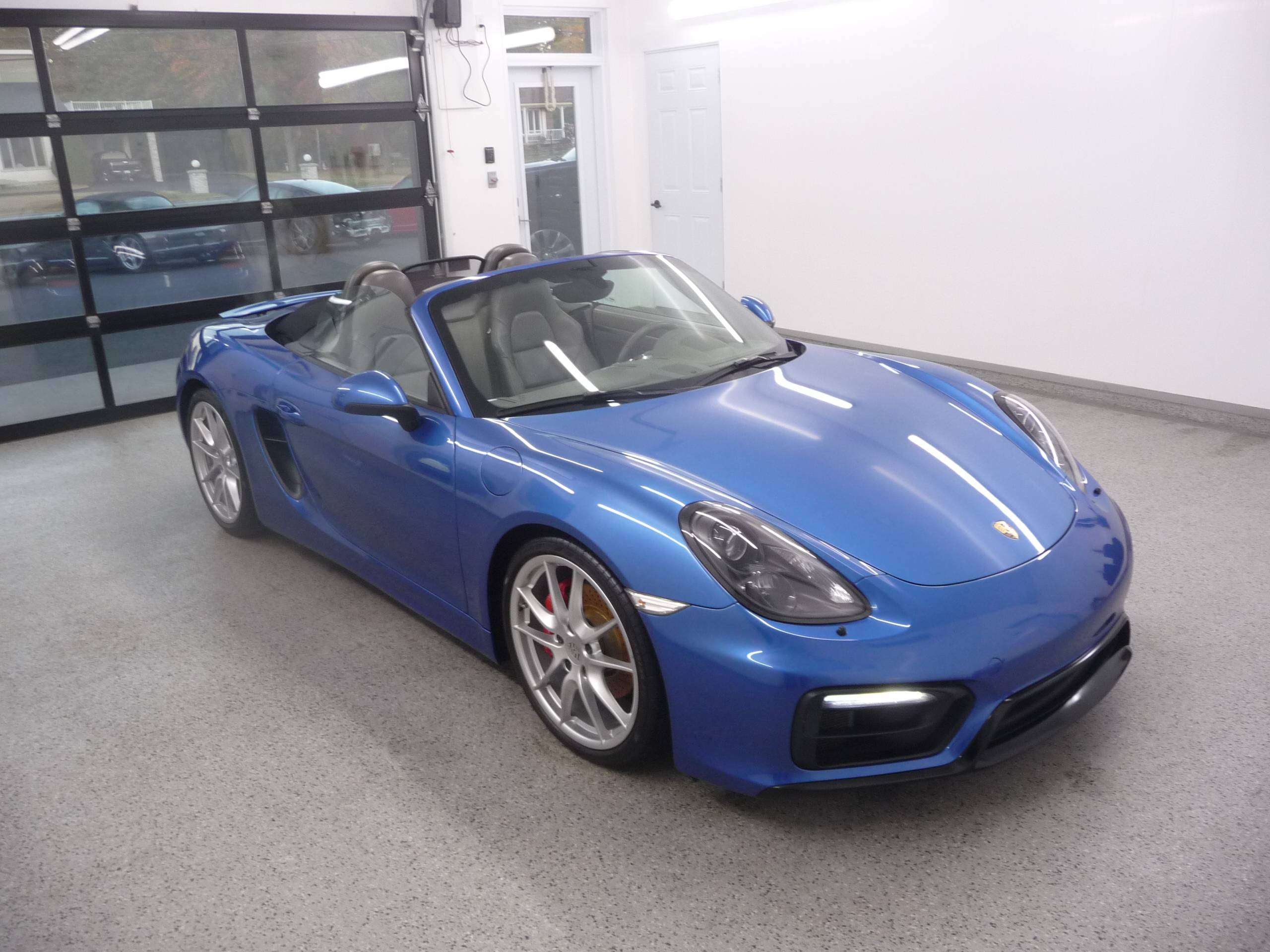 Porsche 2015 Porsche Boxster Spyder GTS