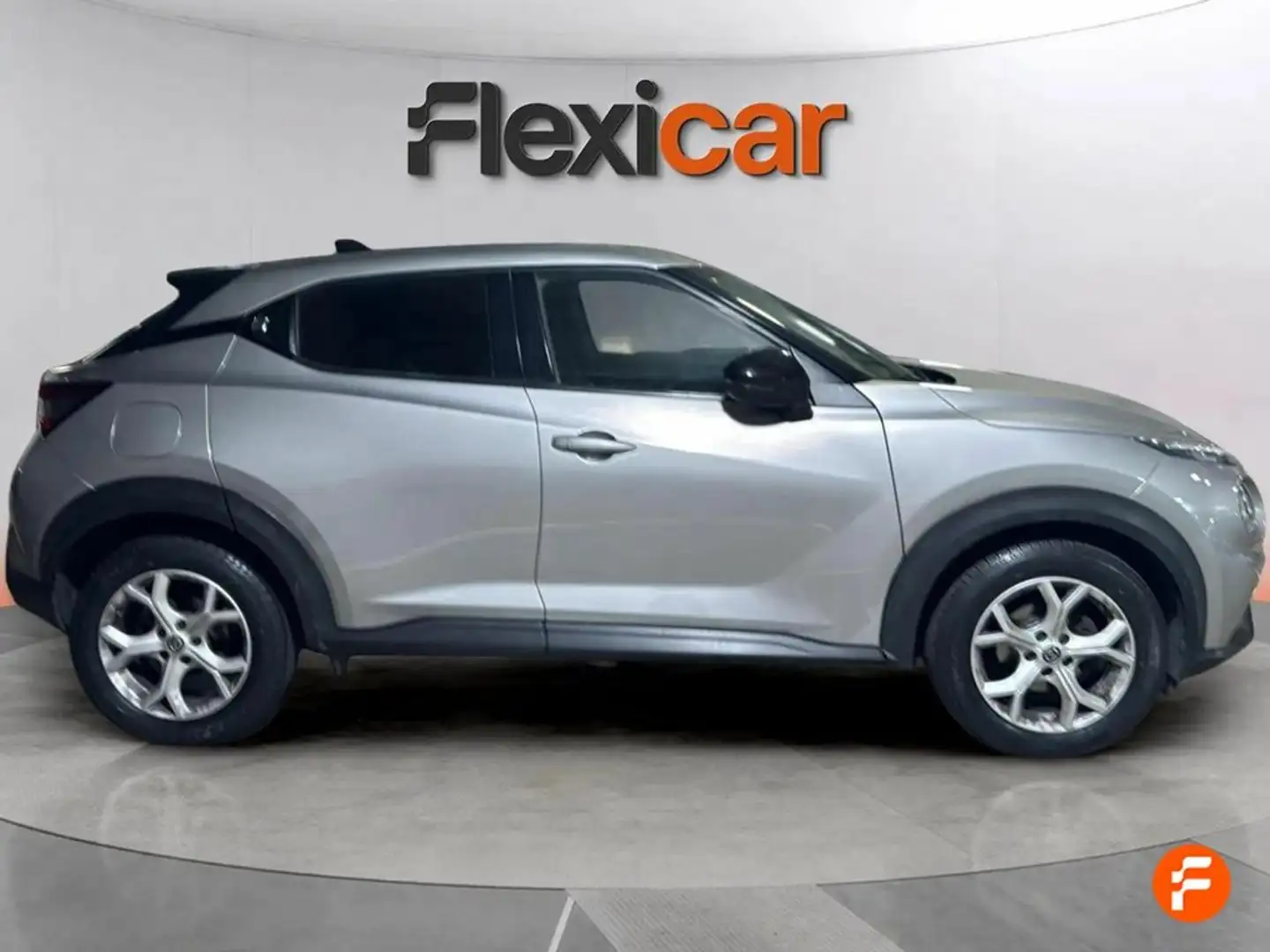 Nissan Juke DIG-T 84 kW (114 CV) 6M/T N-Connecta Grijs - 2