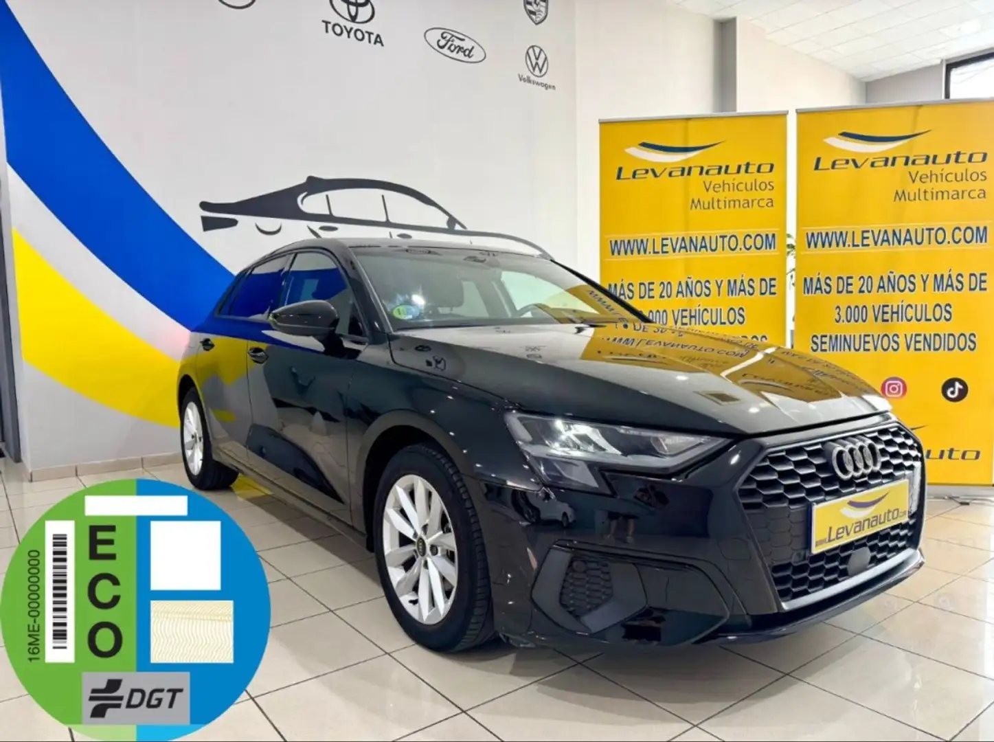 Audi A3 Sportback 30 TFSI S tronic Noir - 1