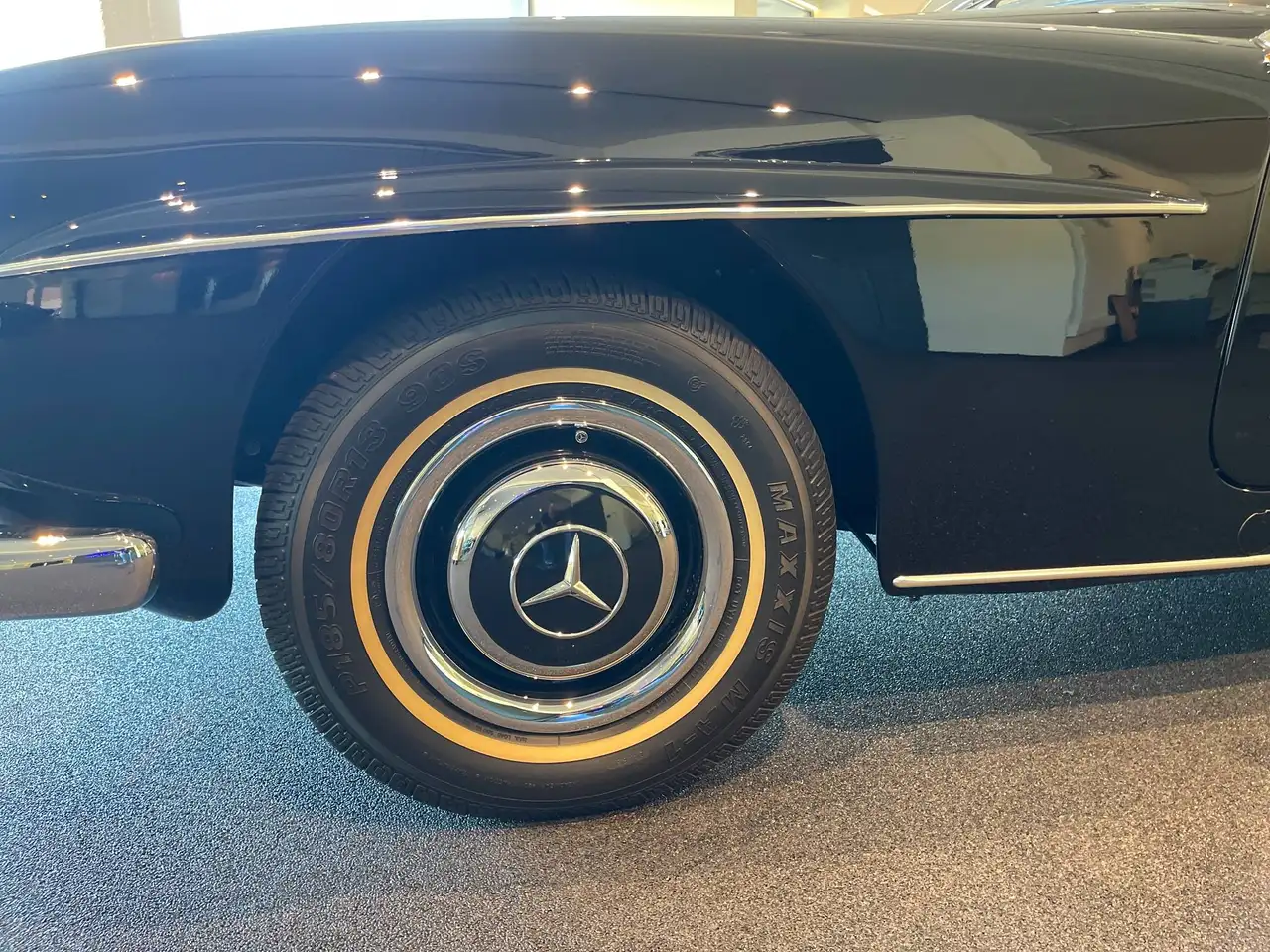 Mercedes-Benz 190 SL Roadster, foto 4