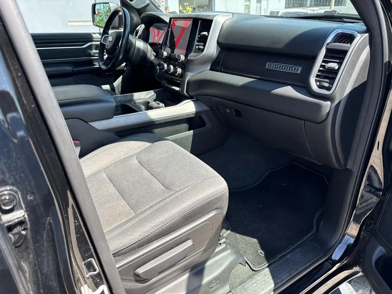 Dodge RAM 2021 — фото 11