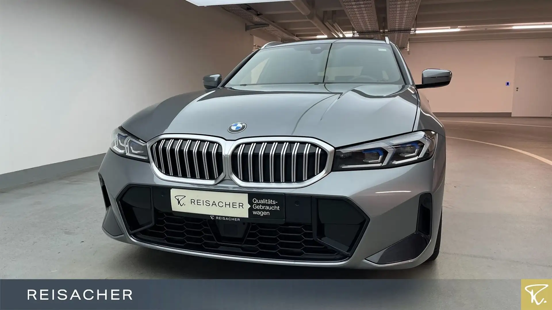 BMW 330 i A Tou M-Sport,Pano,AHK,el.Sitz+Mem,ACC,Pano Grau - 1