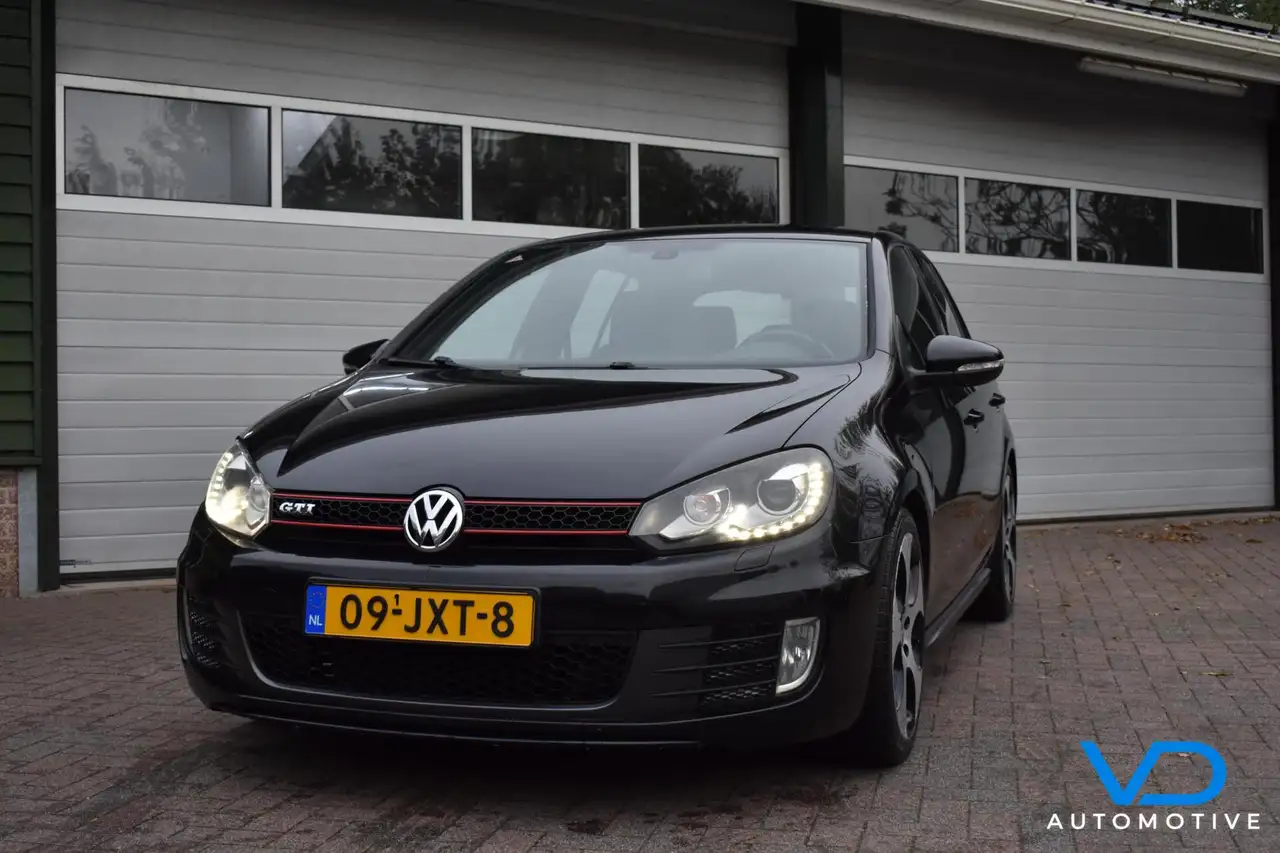 Volkswagen Golf GTI