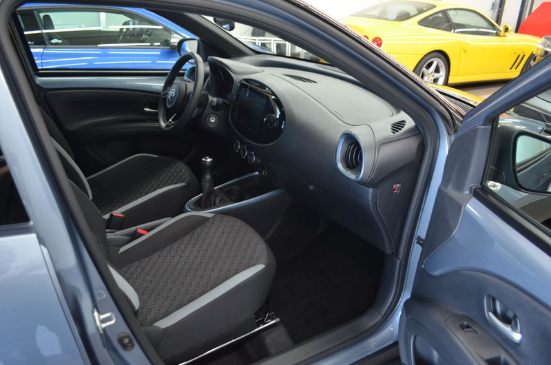 Toyota Aygo X Teamplayer*SHZ*BI-TONE*RÜCKFAHRKAMERA — photo 10