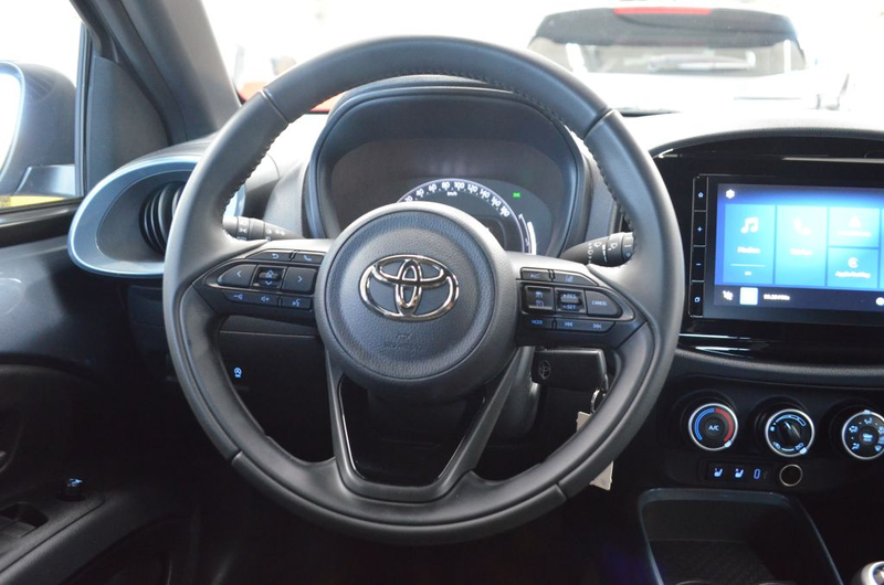 Toyota Aygo X Teamplayer*SHZ*BI-TONE*RÜCKFAHRKAMERA — photo 15
