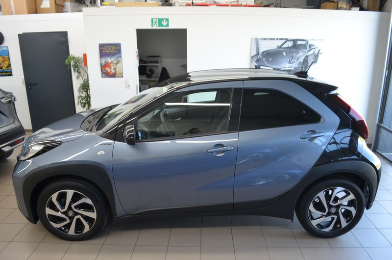 Toyota Aygo X Teamplayer*SHZ*BI-TONE*RÜCKFAHRKAMERA — photo 5
