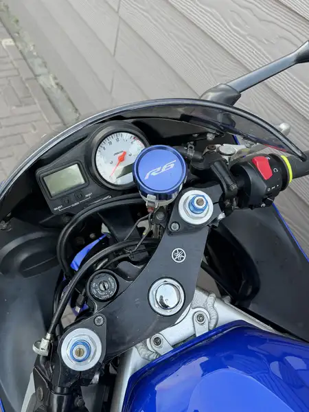 Yamaha YZF-R6 - foto 4