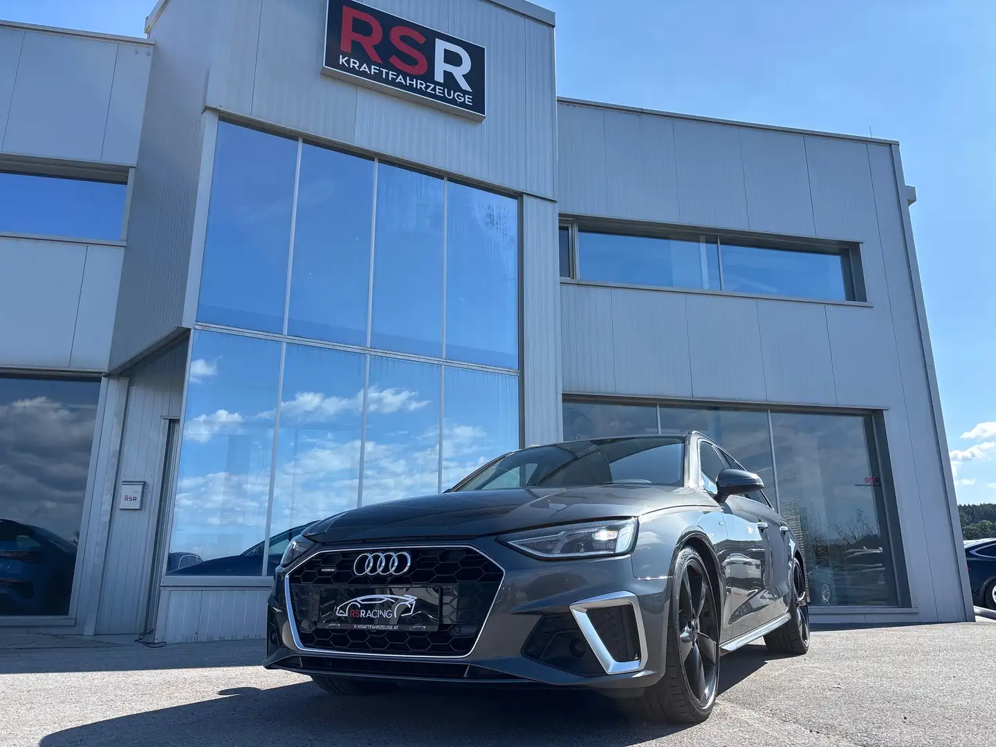 Audi A4 50 TDI quattro S line 20 Zoll Navi Standheizung Grau - 1