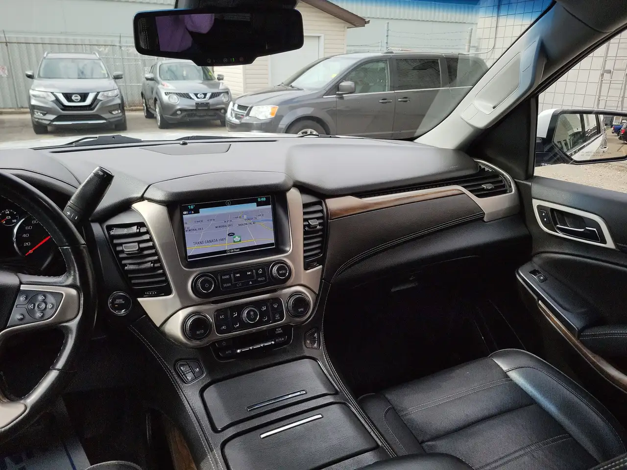 GMC Yukon снимка GMC Yukon