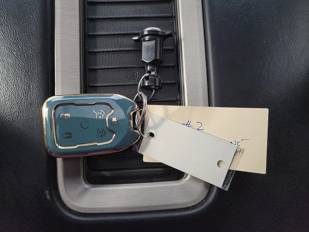 GMC Yukon снимка GMC Yukon