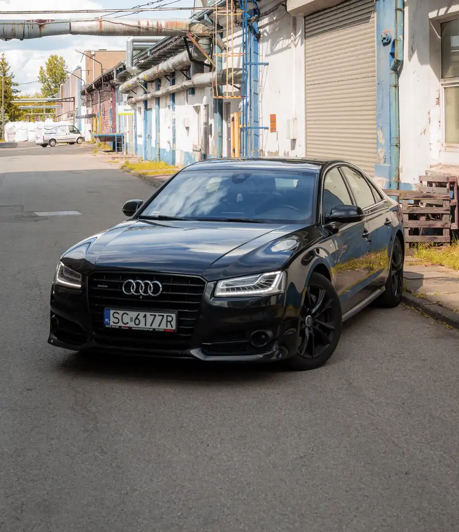 Audi A8 4.2 TDI DPF (clean diesel) quattro tiptronic - 1