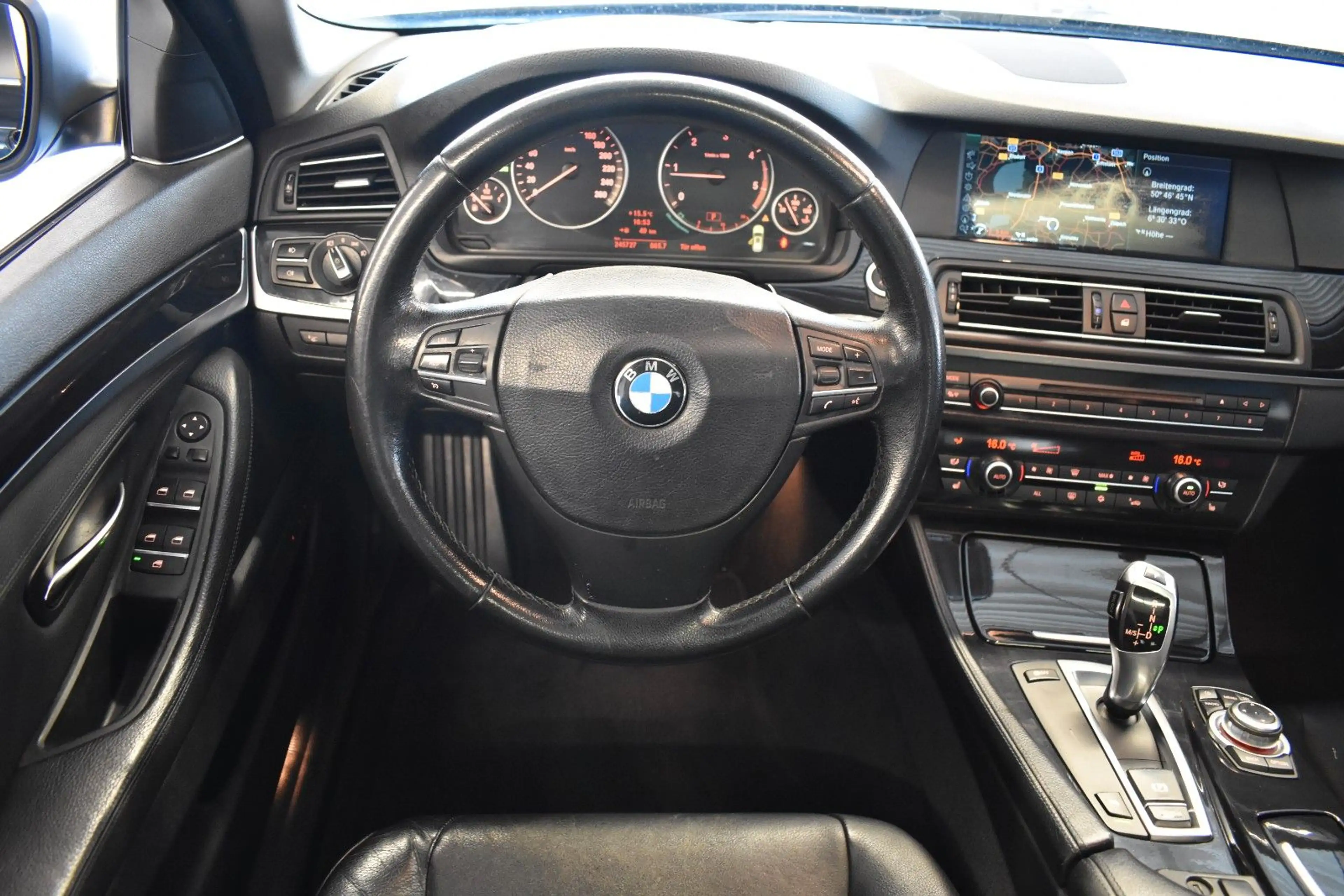 BMW 520 d Touring AUT./PANO/LEDER/ATM 2017-117.000km/ — photo 13