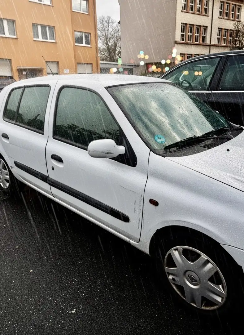 Renault Clio Weiß - 2