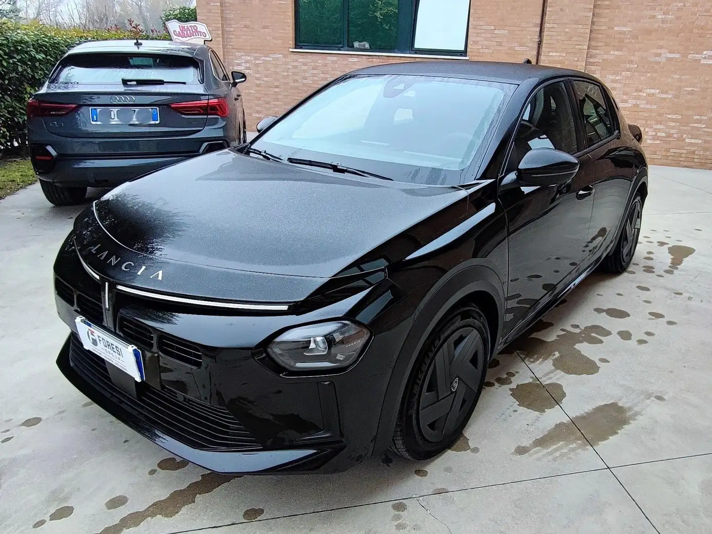 Lancia Ypsilon Ypsilon IV 2024 1.2 mhev LX 110cv e-dct Noir - 2