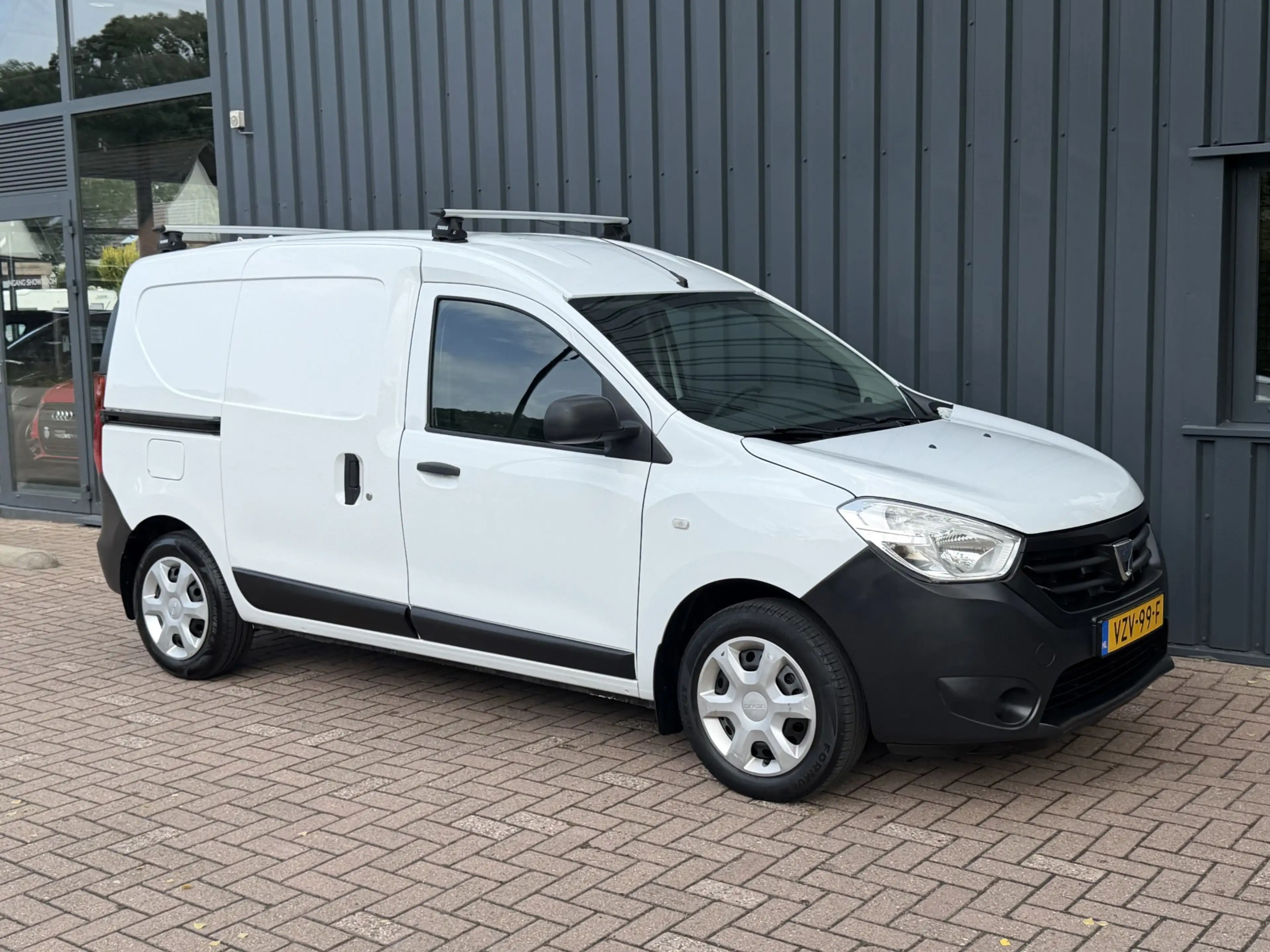 Dacia Dokker 1.6 MPI 100 Basic BENZINE!/MARGE!/ONDERHOUDEN!/ — photo 2