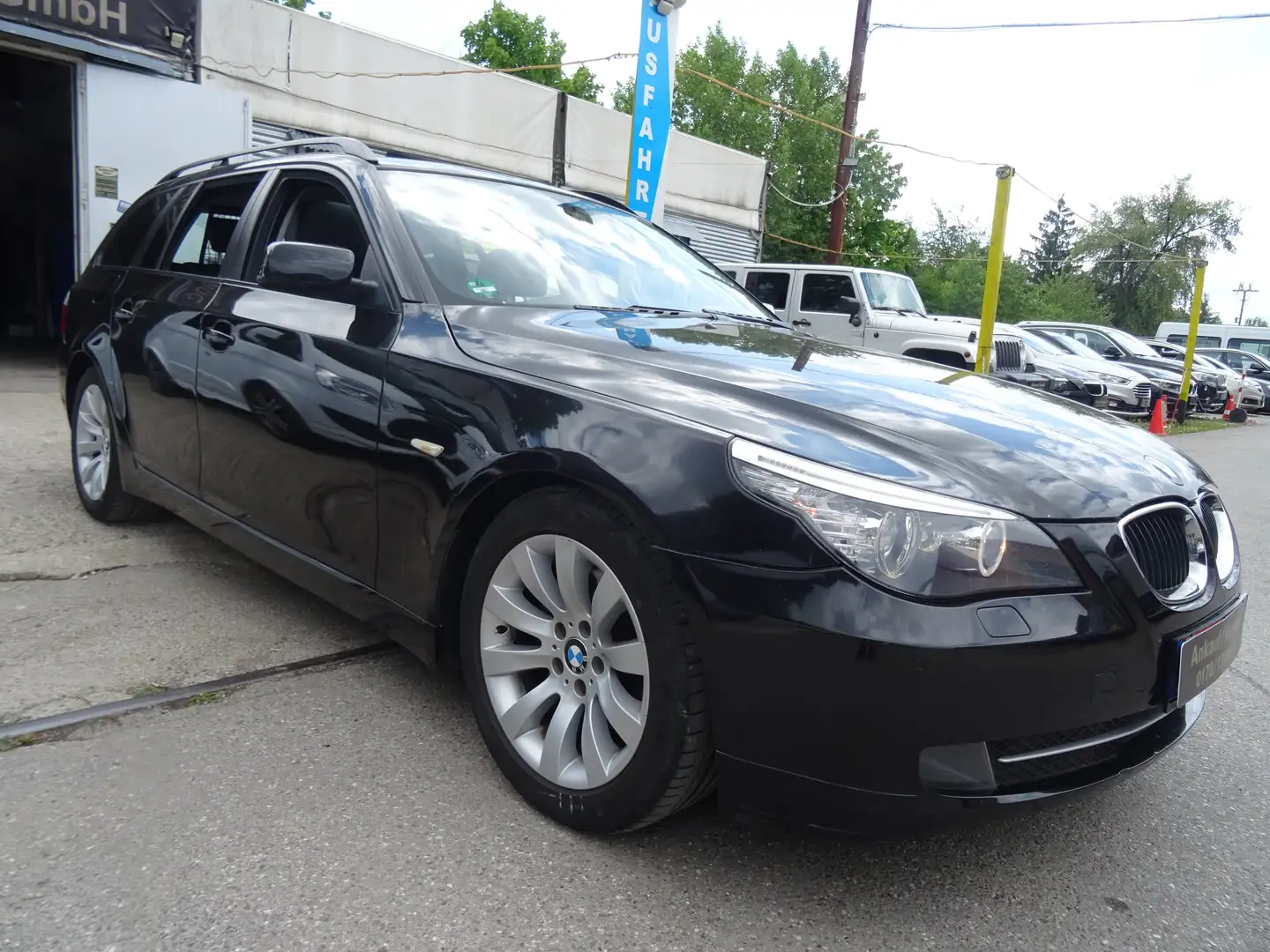 BMW 520 520d-Kombi-Top-Ausstattung Schwarz - 1