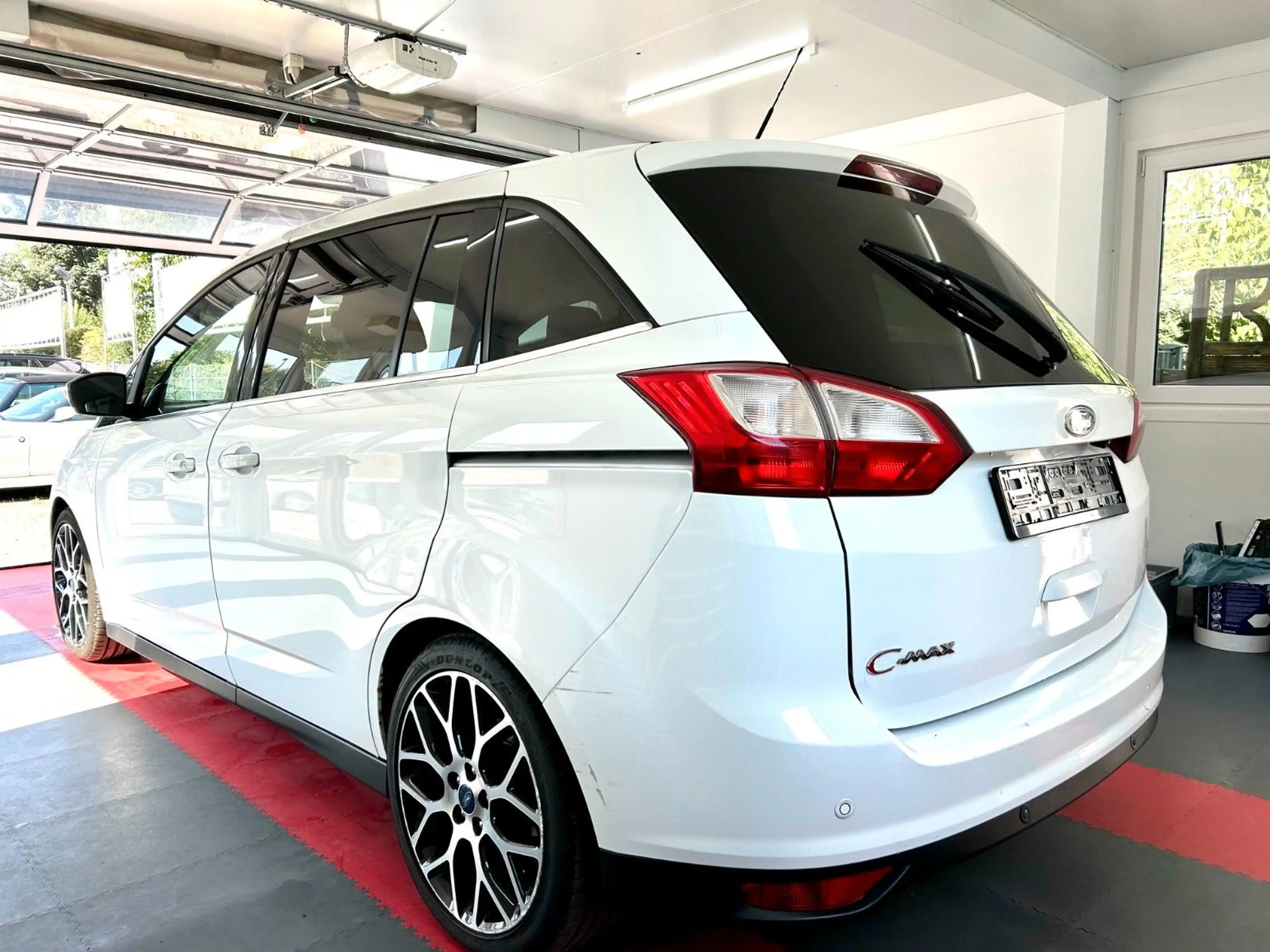 Ford Grand C-Max Grand C-MAX Titanium Aut. Anhängerkupplung — photo 3