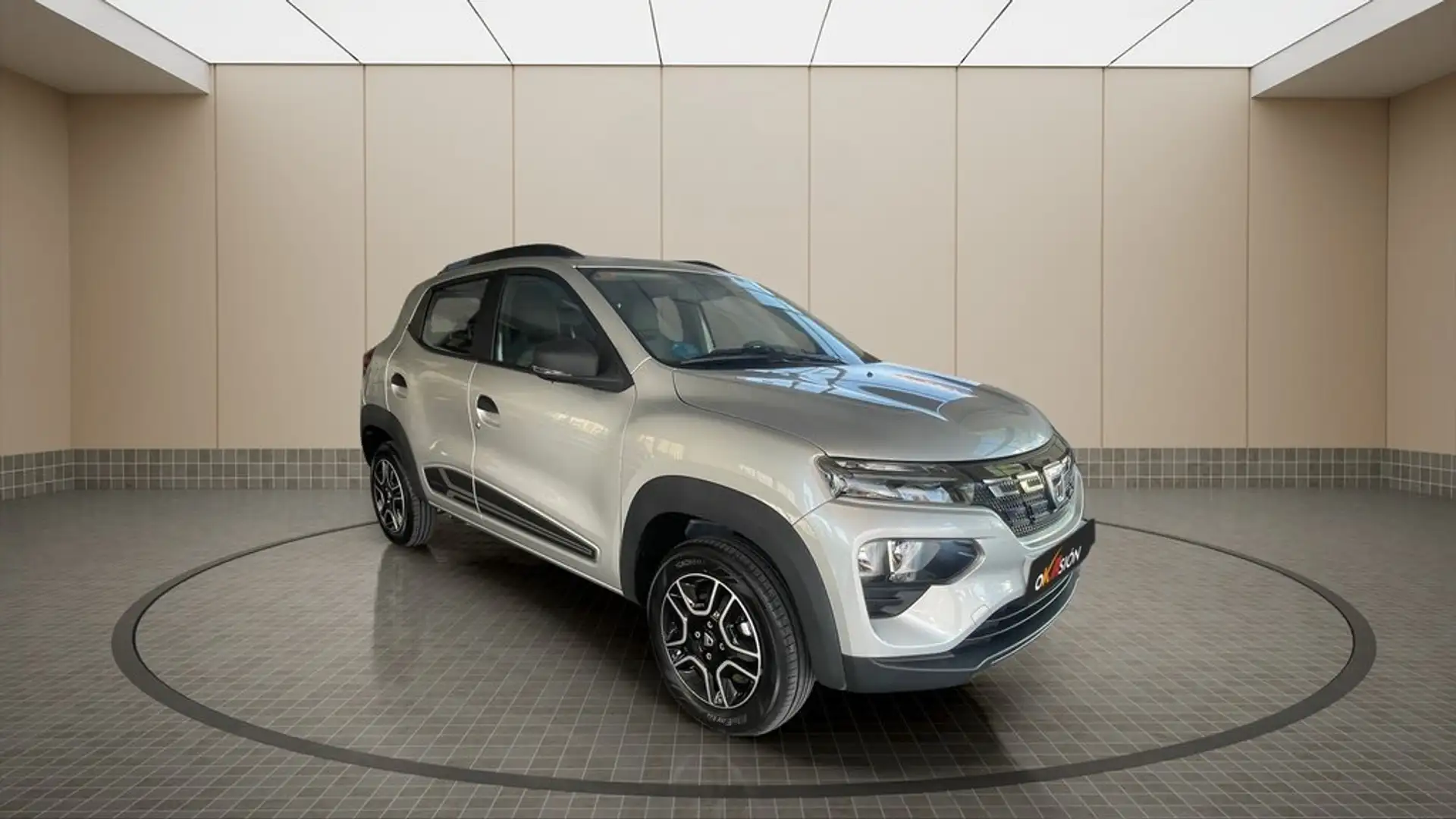 Dacia Spring Comfort Electric 33kW (45CV) Grau - 1