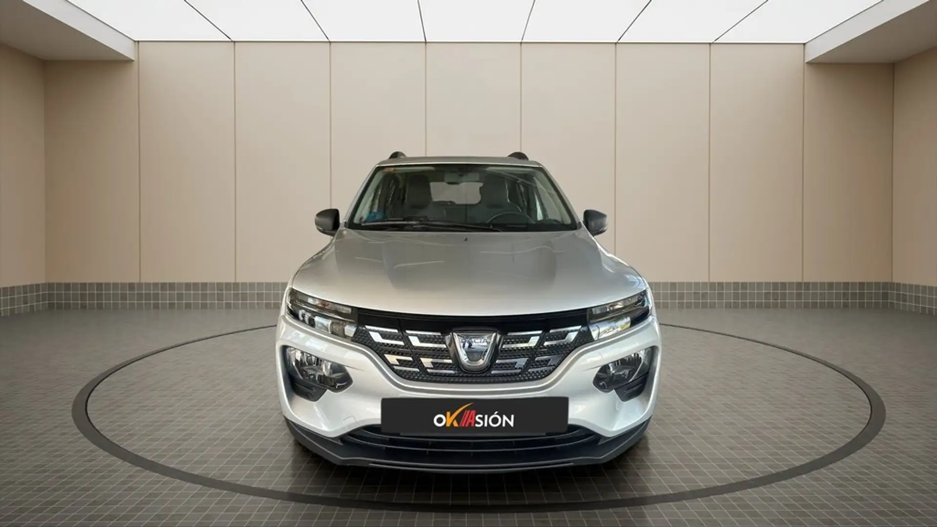 Dacia Spring Comfort Electric 33kW (45CV) Grau - 2