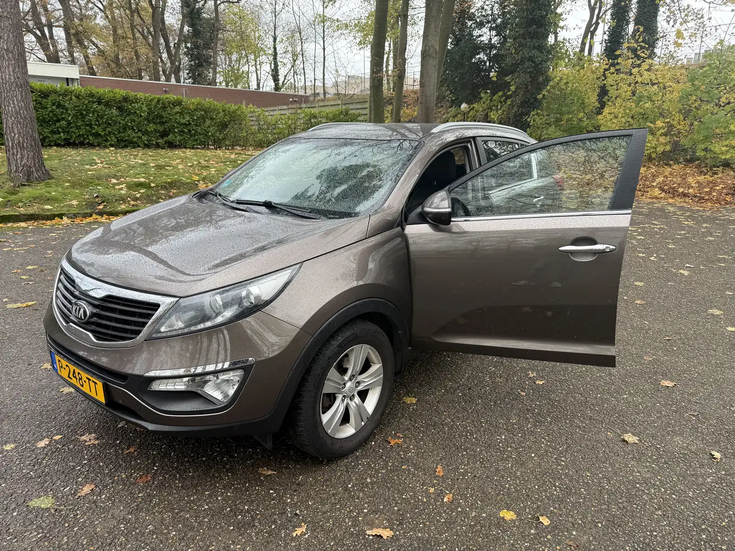 Kia Sportage 1.6 GDI Plus Pack Brun - 1