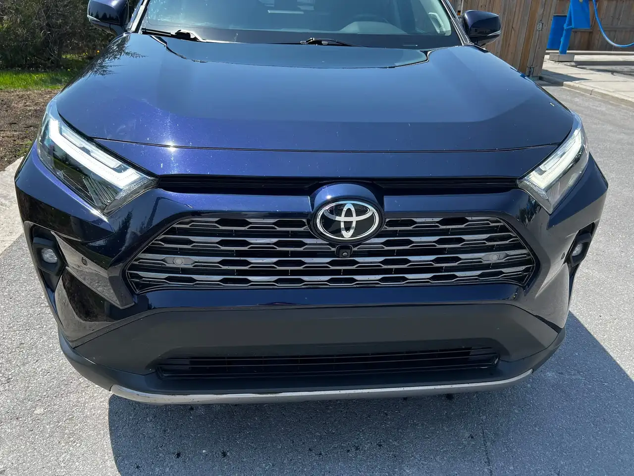 Toyota RAV 4 снимка Toyota RAV 4