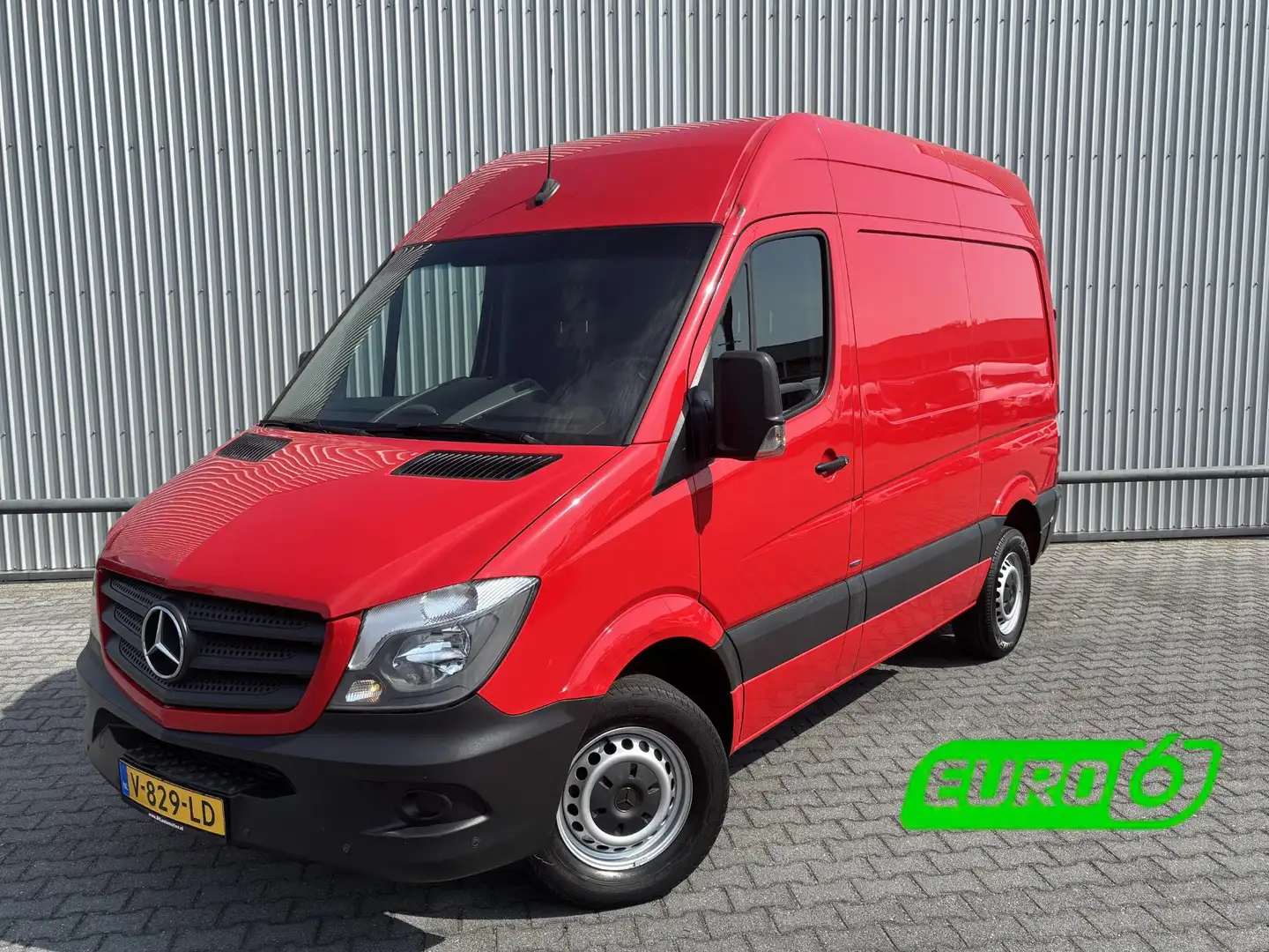 Mercedes-Benz Sprinter 211 2.2 CDI 325 Economy HD*A/C Rojo - 1