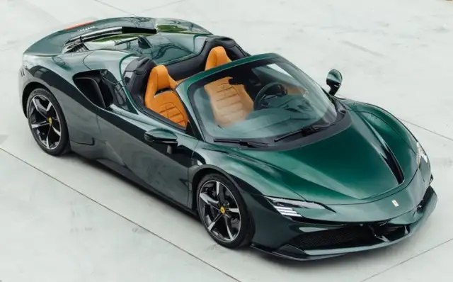 Ferrari SF90 Spider Verde Zeltweg, Cuoio, Daytona