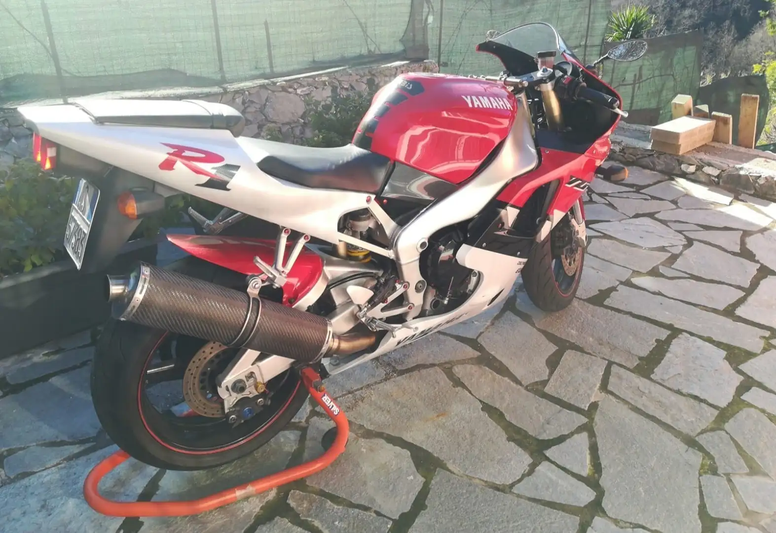 Yamaha YZF-R1 a carburatori Piros - 1