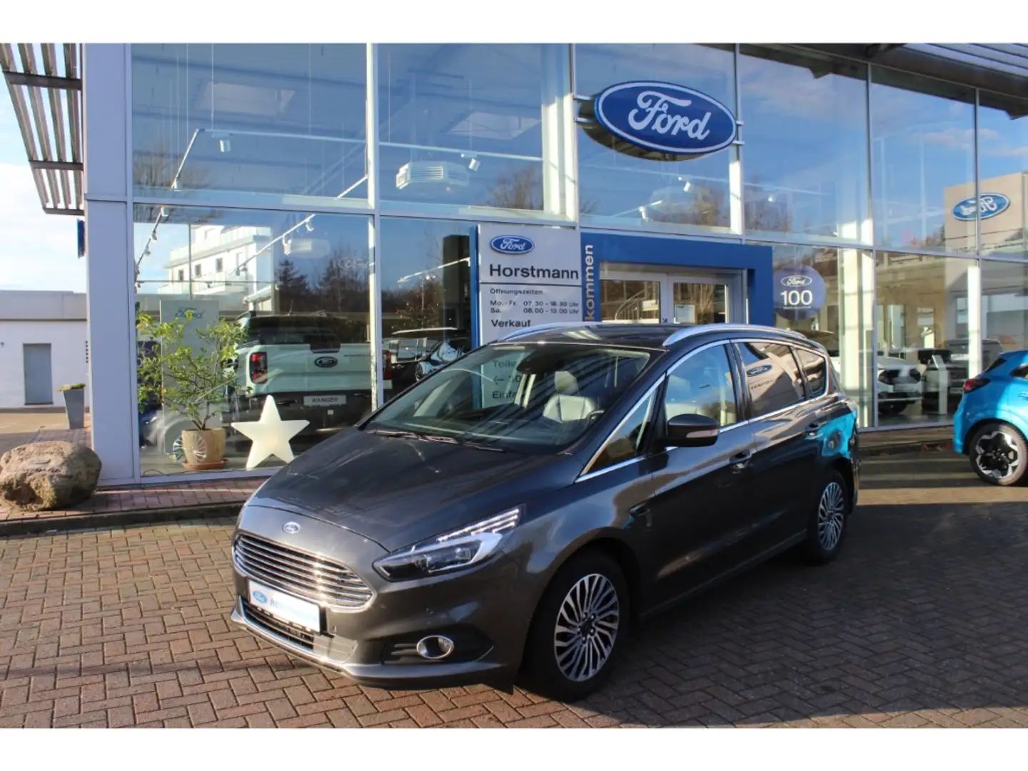 Ford S-Max TITANIUM AUTOMATIK, LEDER, LED, AHK, ACC, NAVI, PD Gris - 1