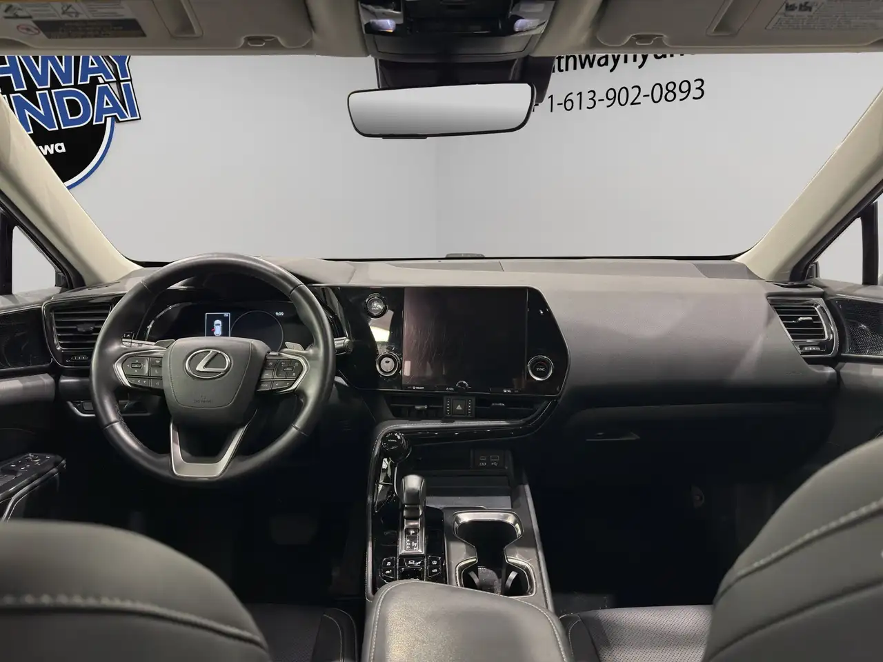 Lexus NX снимка Lexus NX