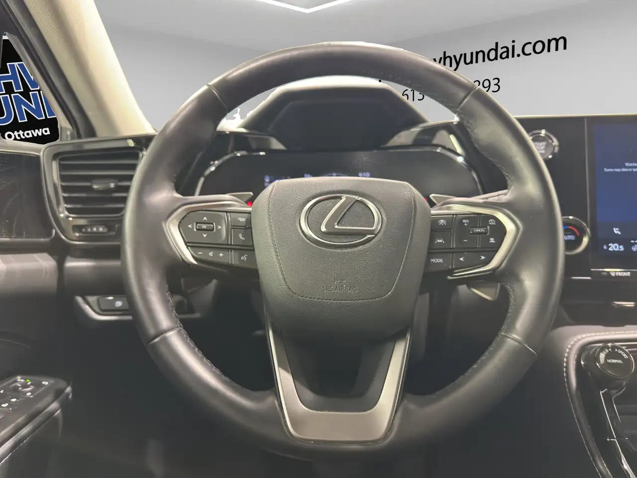Lexus NX снимка Lexus NX