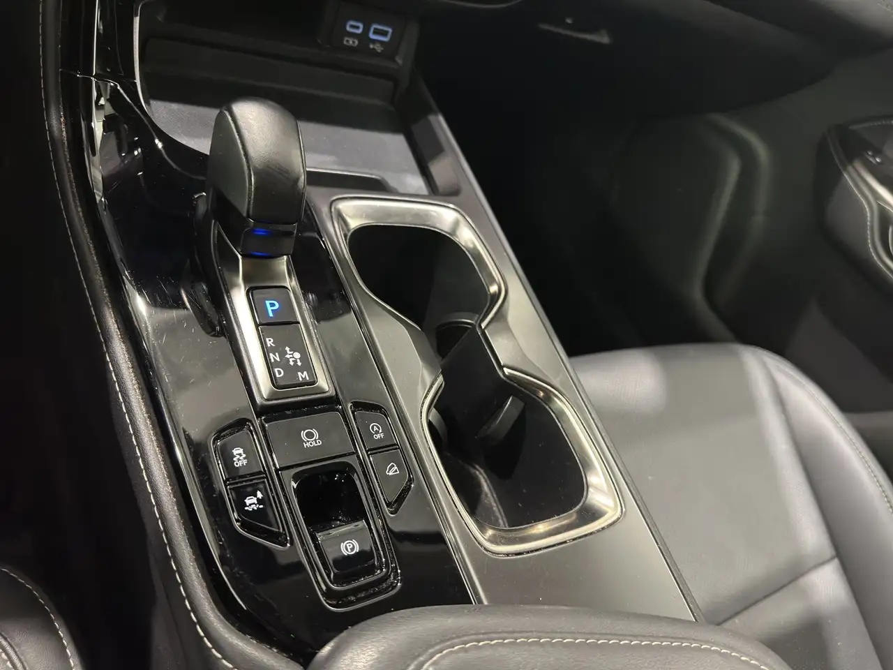 Lexus NX снимка Lexus NX