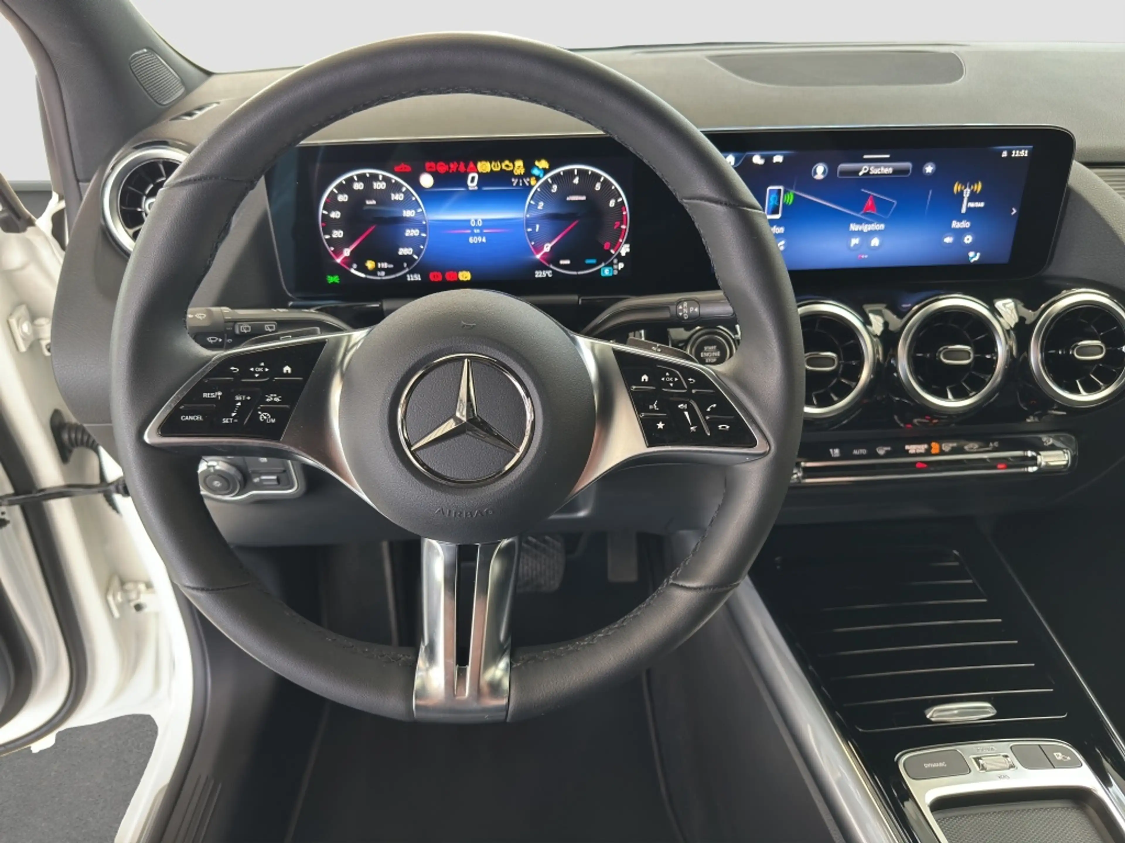Mercedes-Benz B 200 LED*PDC*ParkAss*SpurH*SpurW*el.Heck*ACC*LM — photo 8