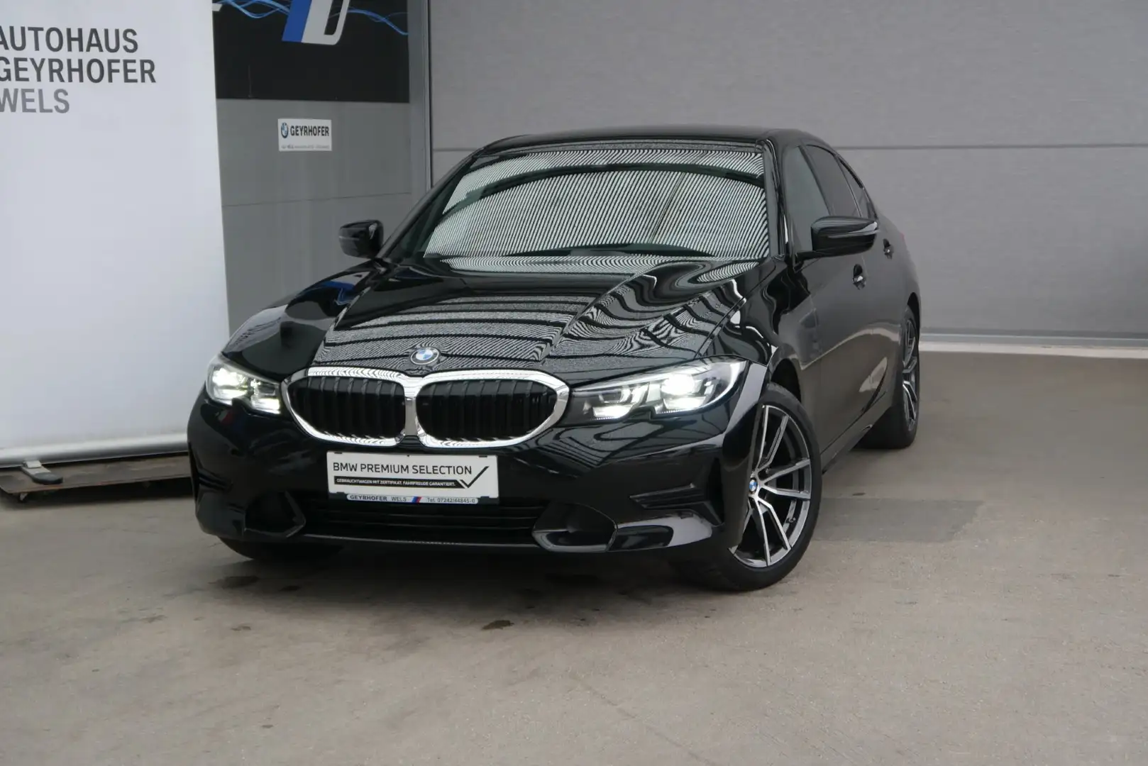 BMW 318 d Schwarz - 2