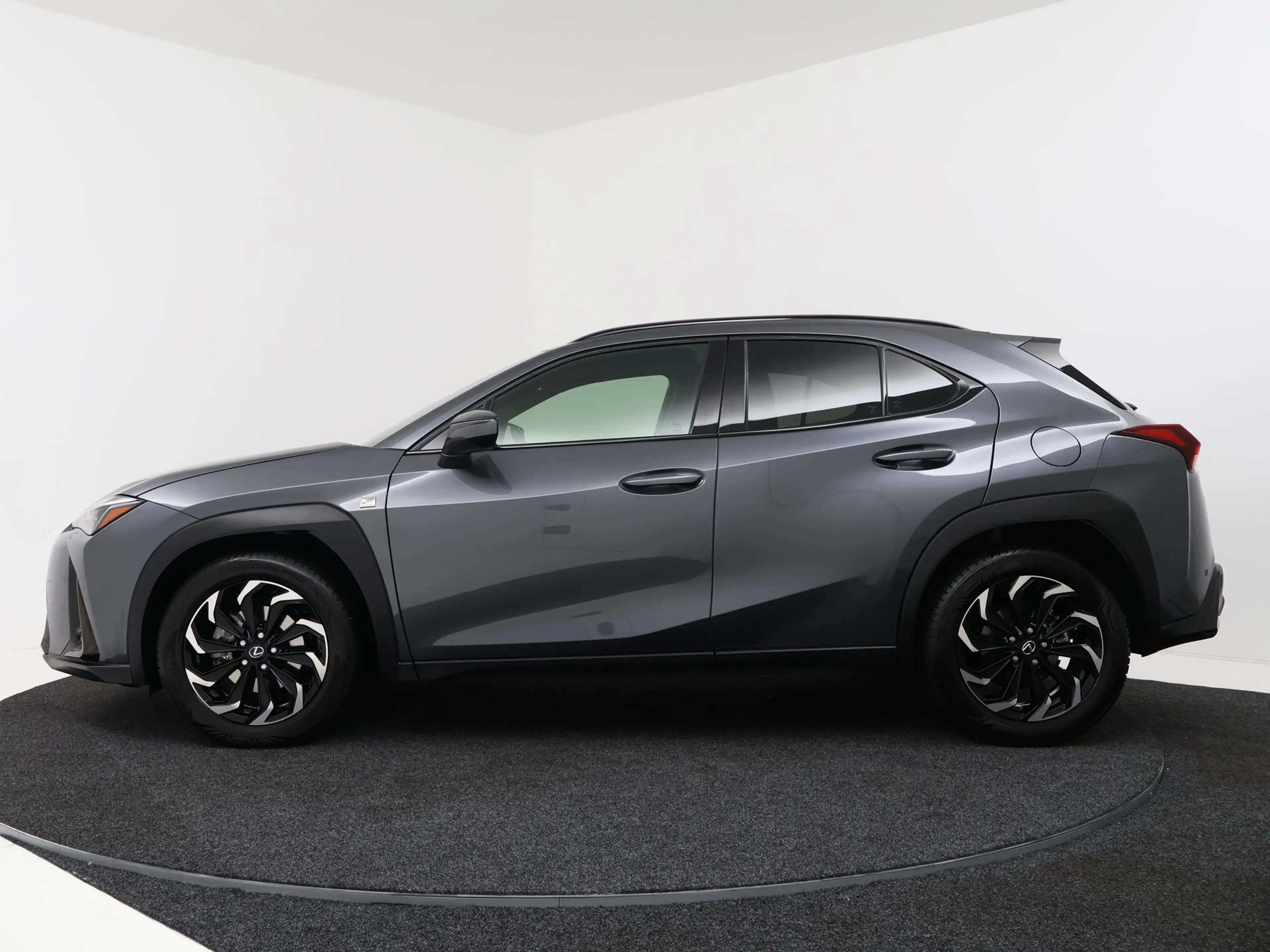 Lexus UX 300h 35th Edition | Black Edition | Navigatie | PDC | S — photo 3