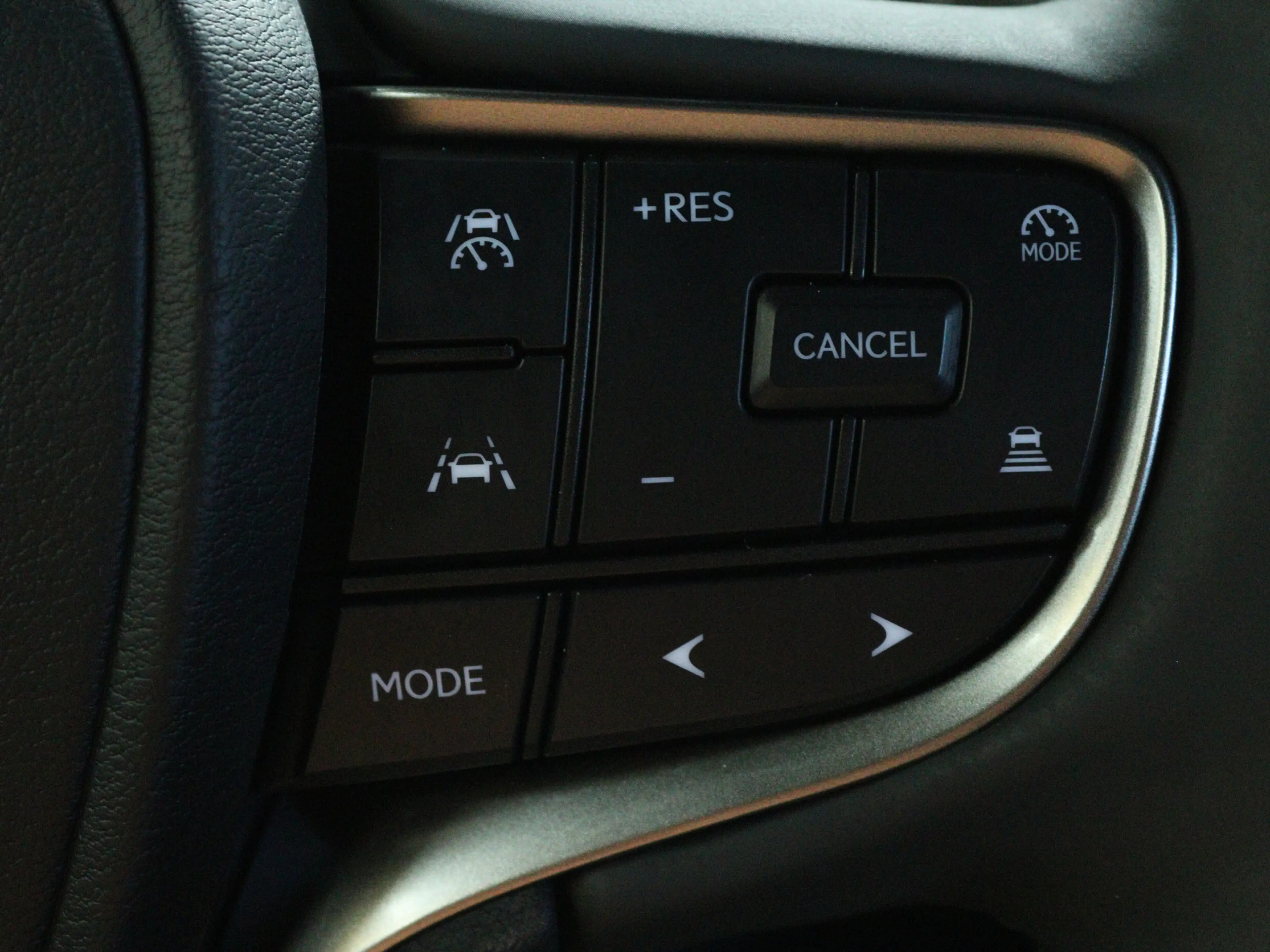 Lexus UX 300h 35th Edition | Black Edition | Navigatie | PDC | S — photo 7