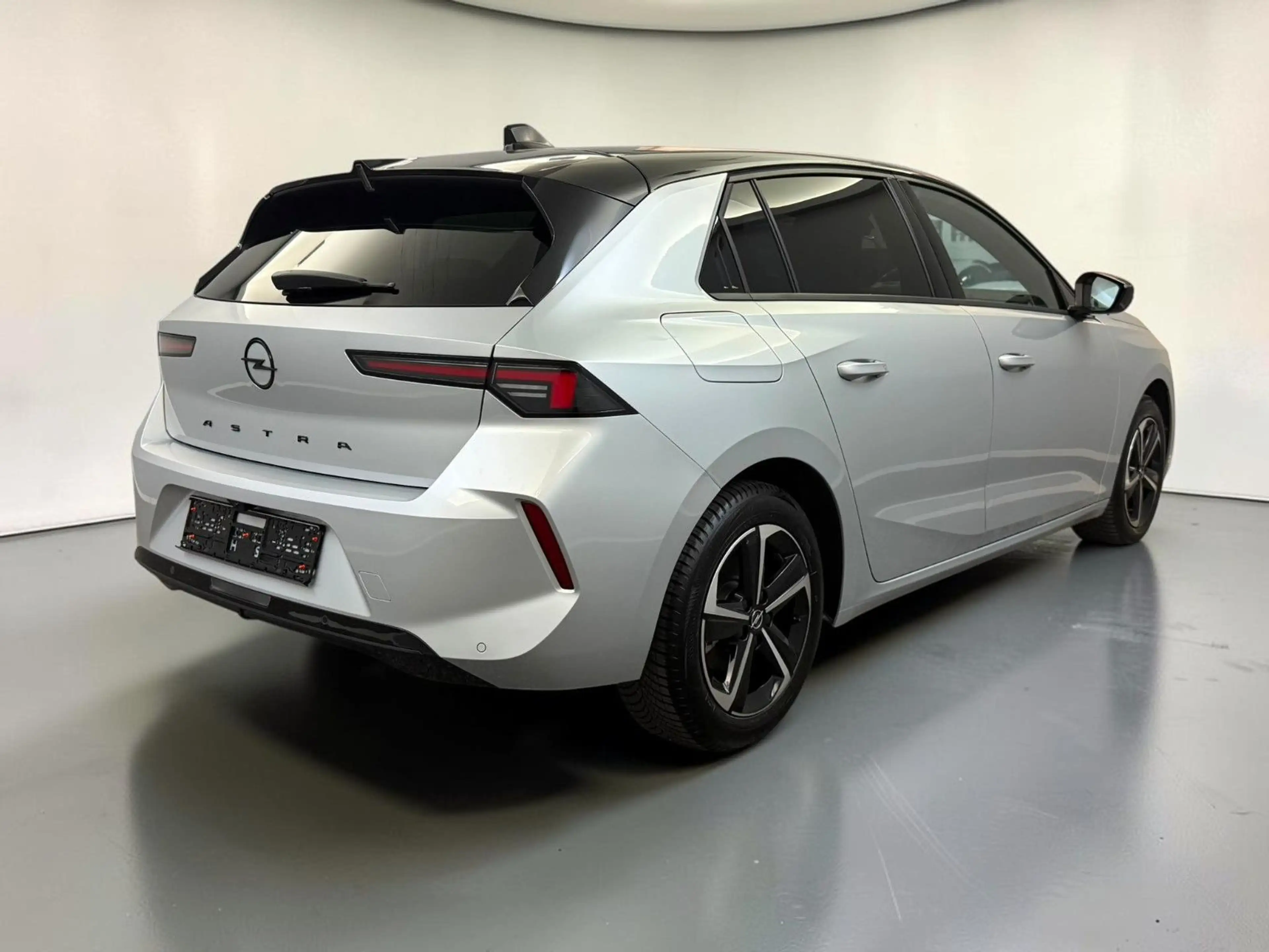 Opel Astra 1.2 Turbo GS*TECH-PAKET*LED*360°*MY25 — photo 7