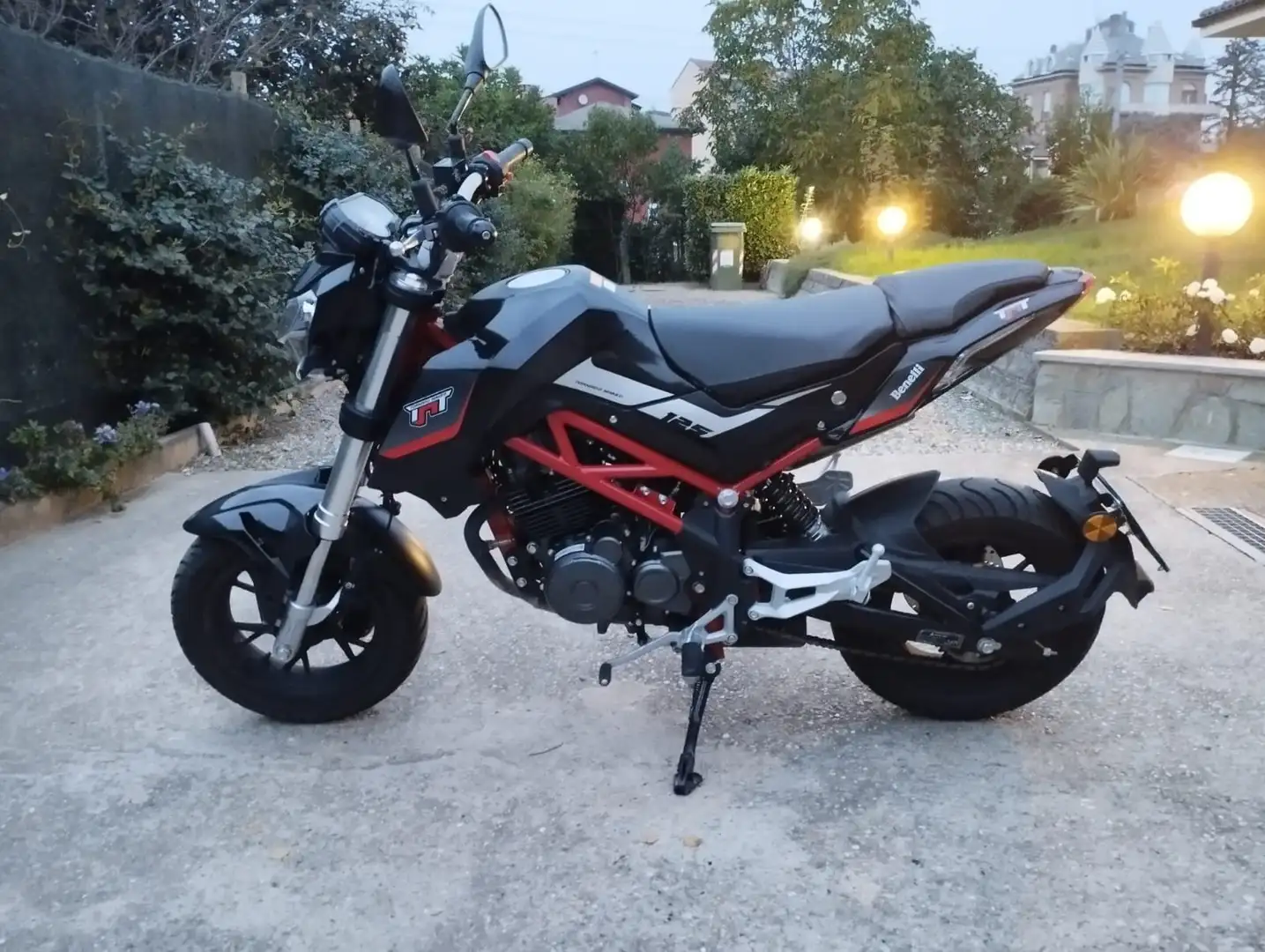 Benelli TNT 125 Versione 2021 Nero - 1