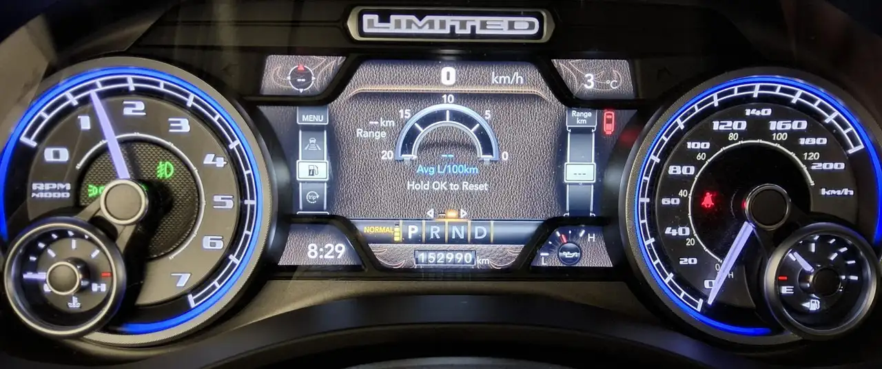 RAM 1500 снимка RAM 1500