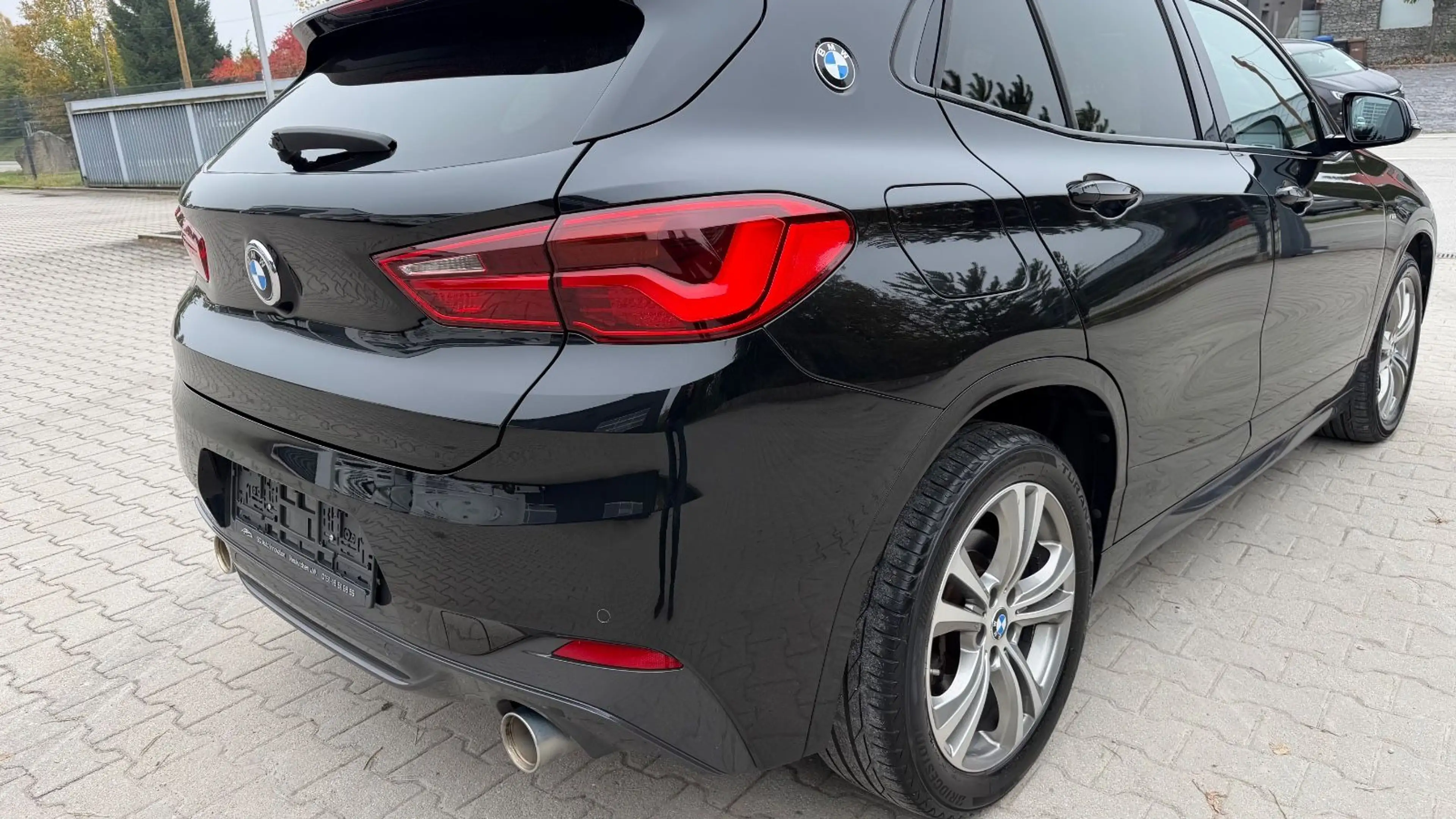 BMW X2 xDrive 20 i M Sport+LED+Leder+SHZ+Panora.+AHK — photo 11